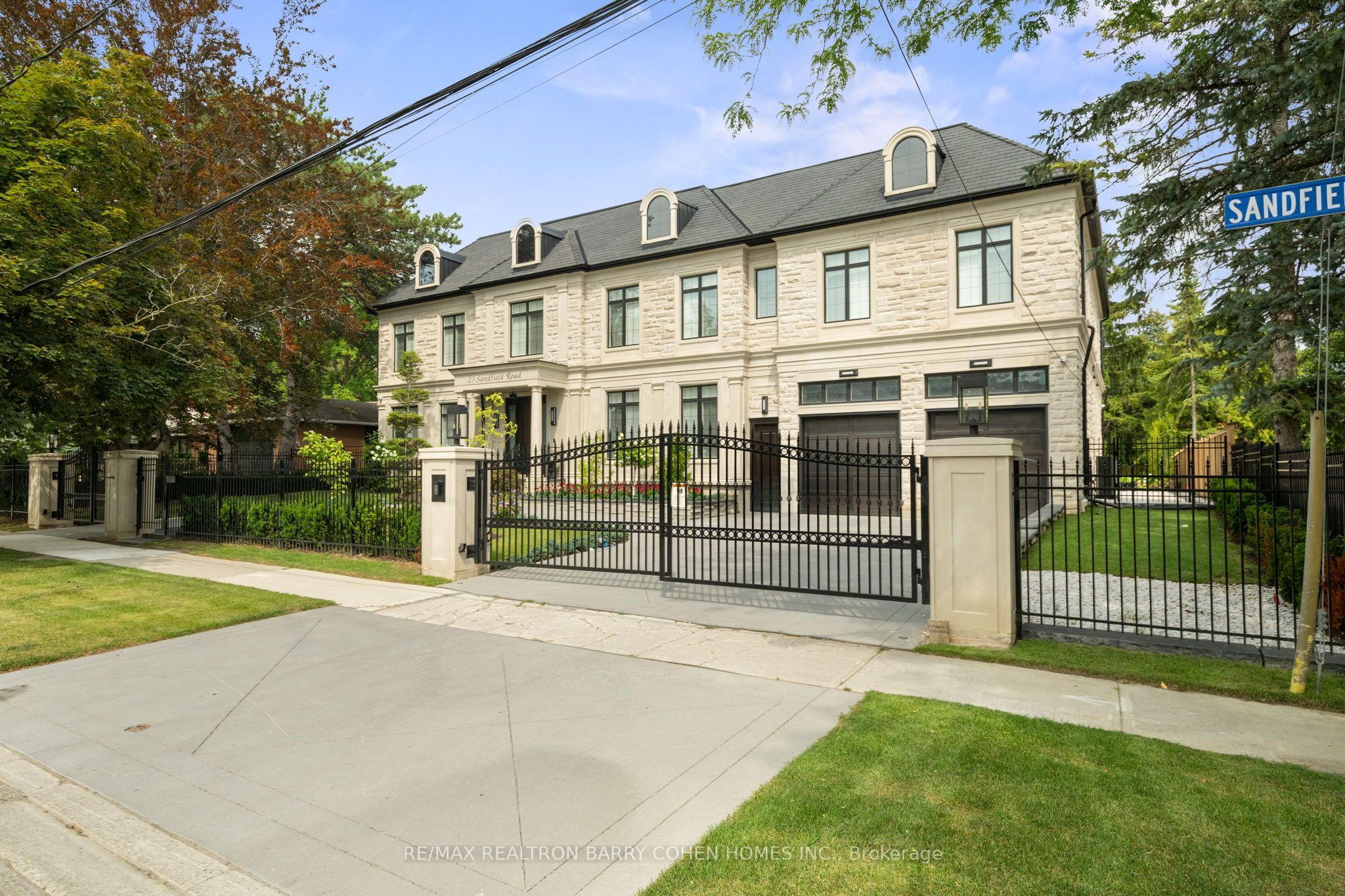 23 Sandfield Road Property Photo 29