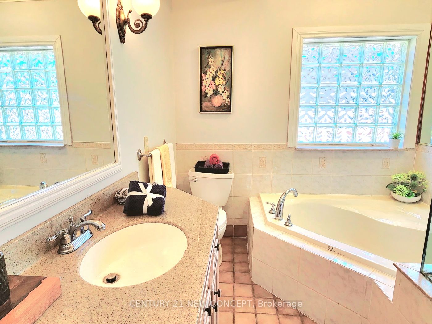 24 Abitibi Avenue Property Photo 11