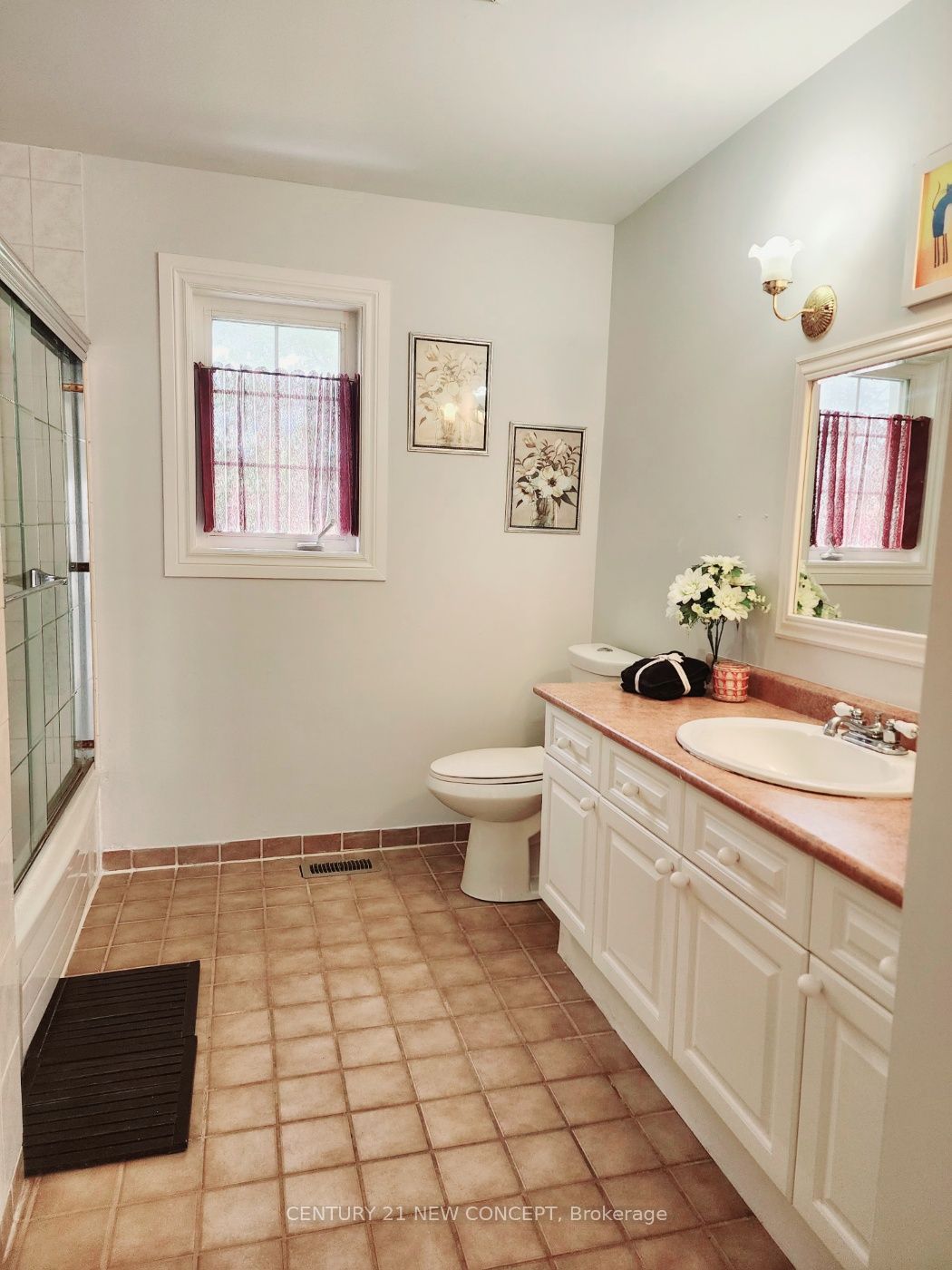 24 Abitibi Avenue Property Photo 17