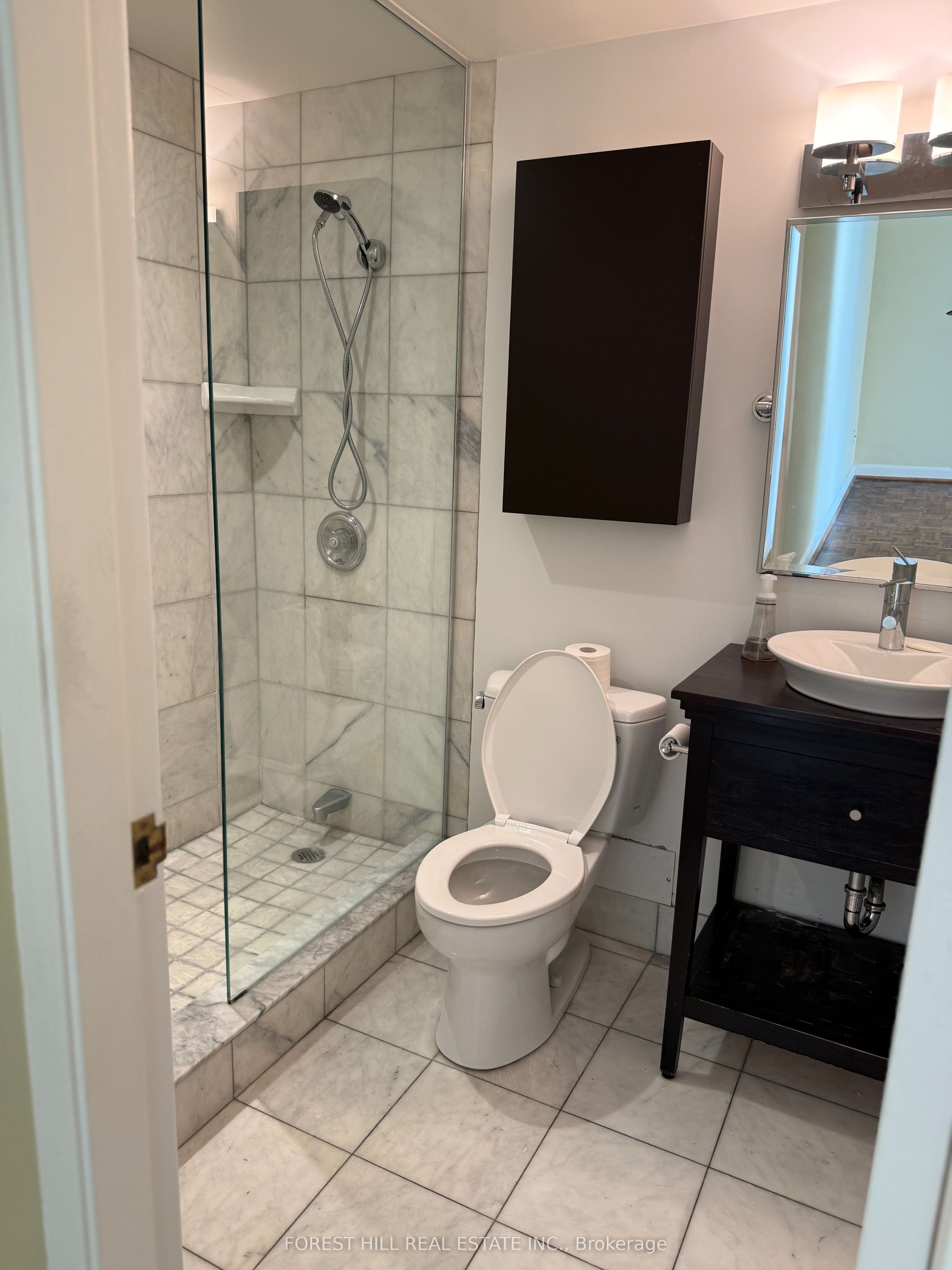 500 Avenue Road 405 Property Photo 7