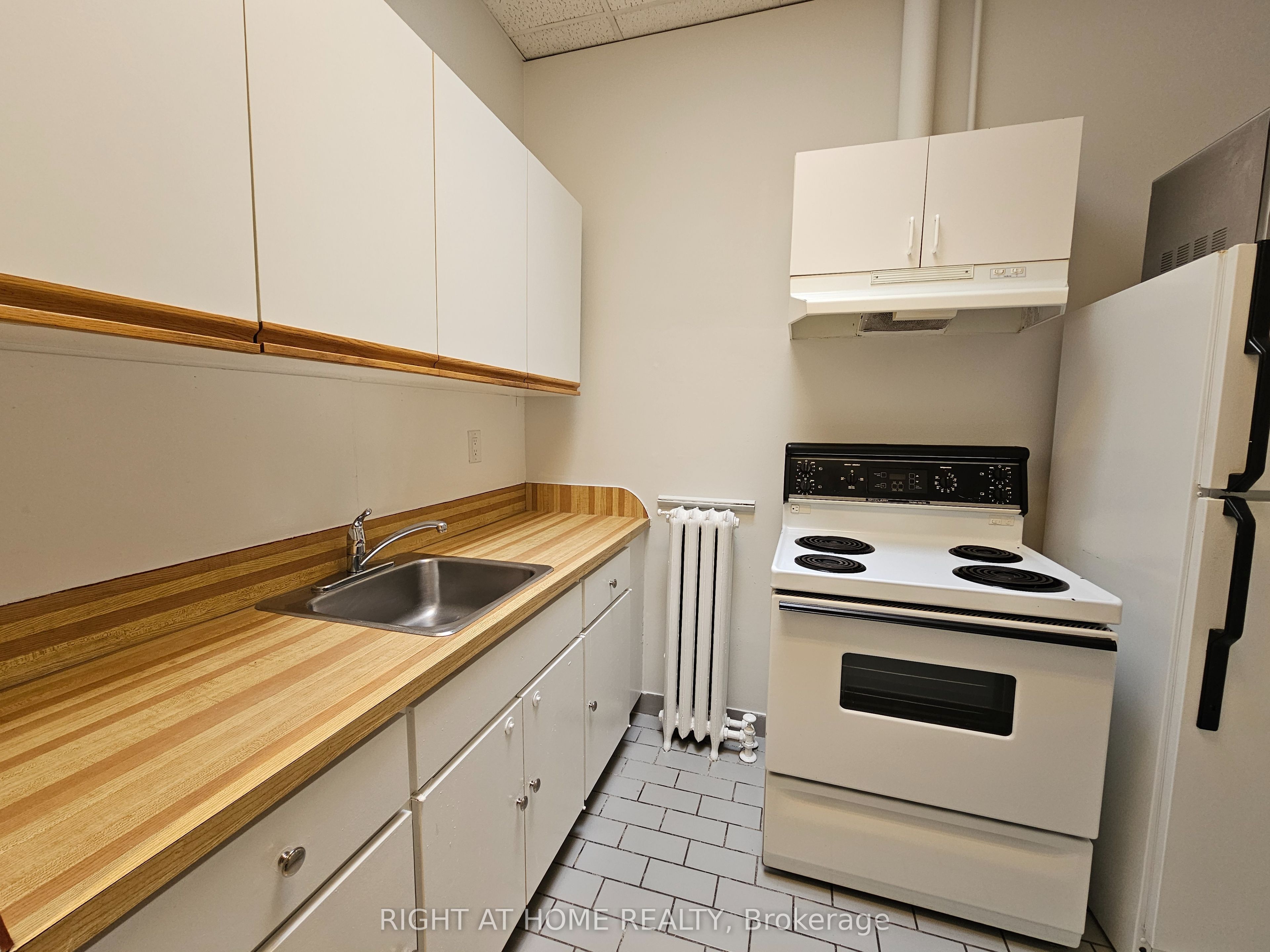 516 Yonge Street 6 Property Photo 1