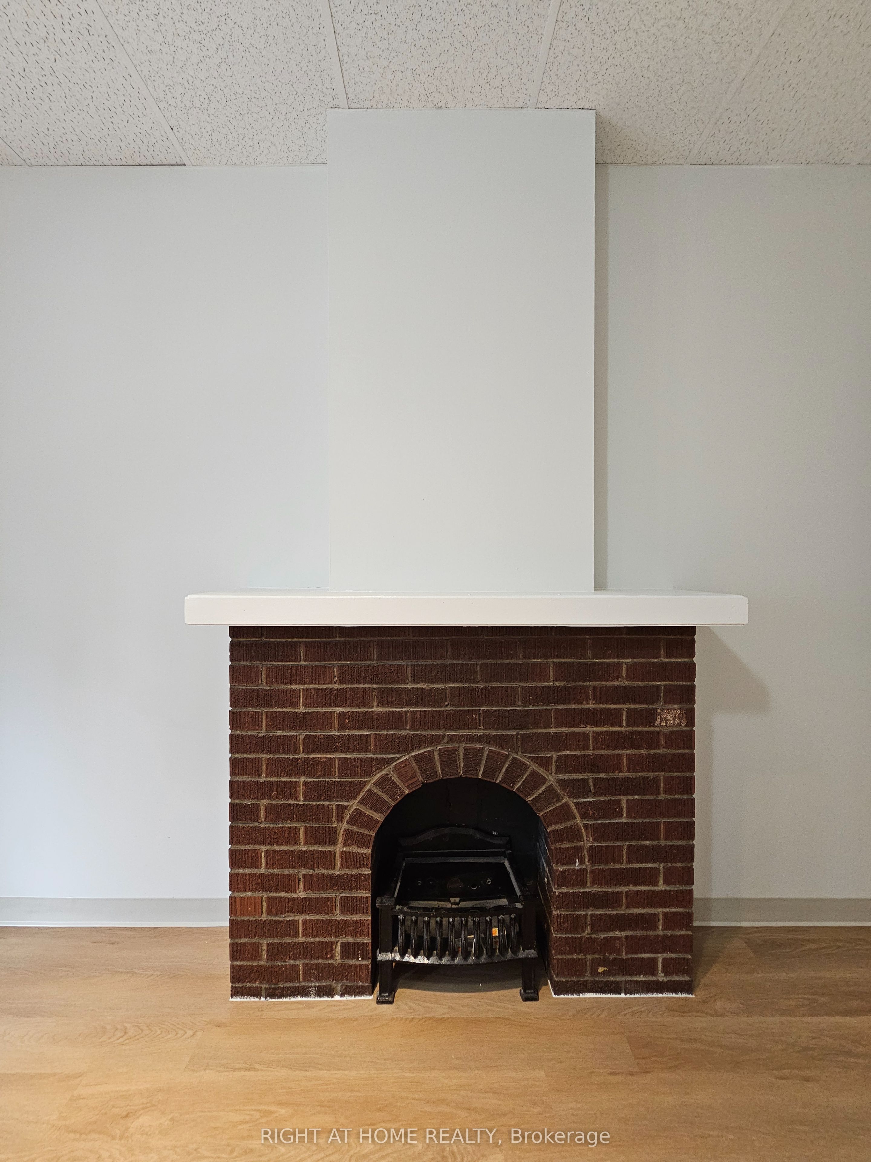 516 Yonge Street 6 Property Photo 12