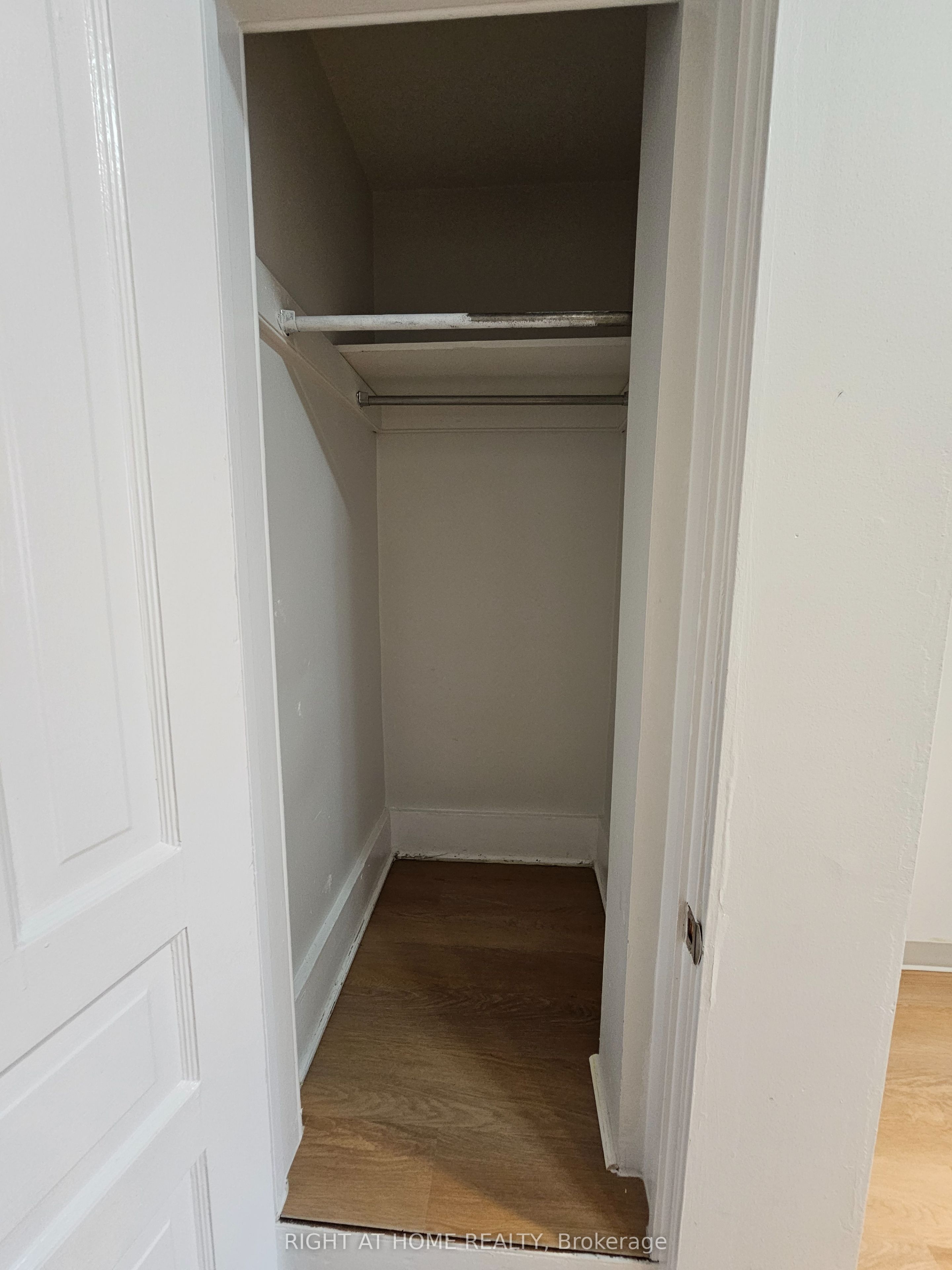 516 Yonge Street 6 Property Photo 13