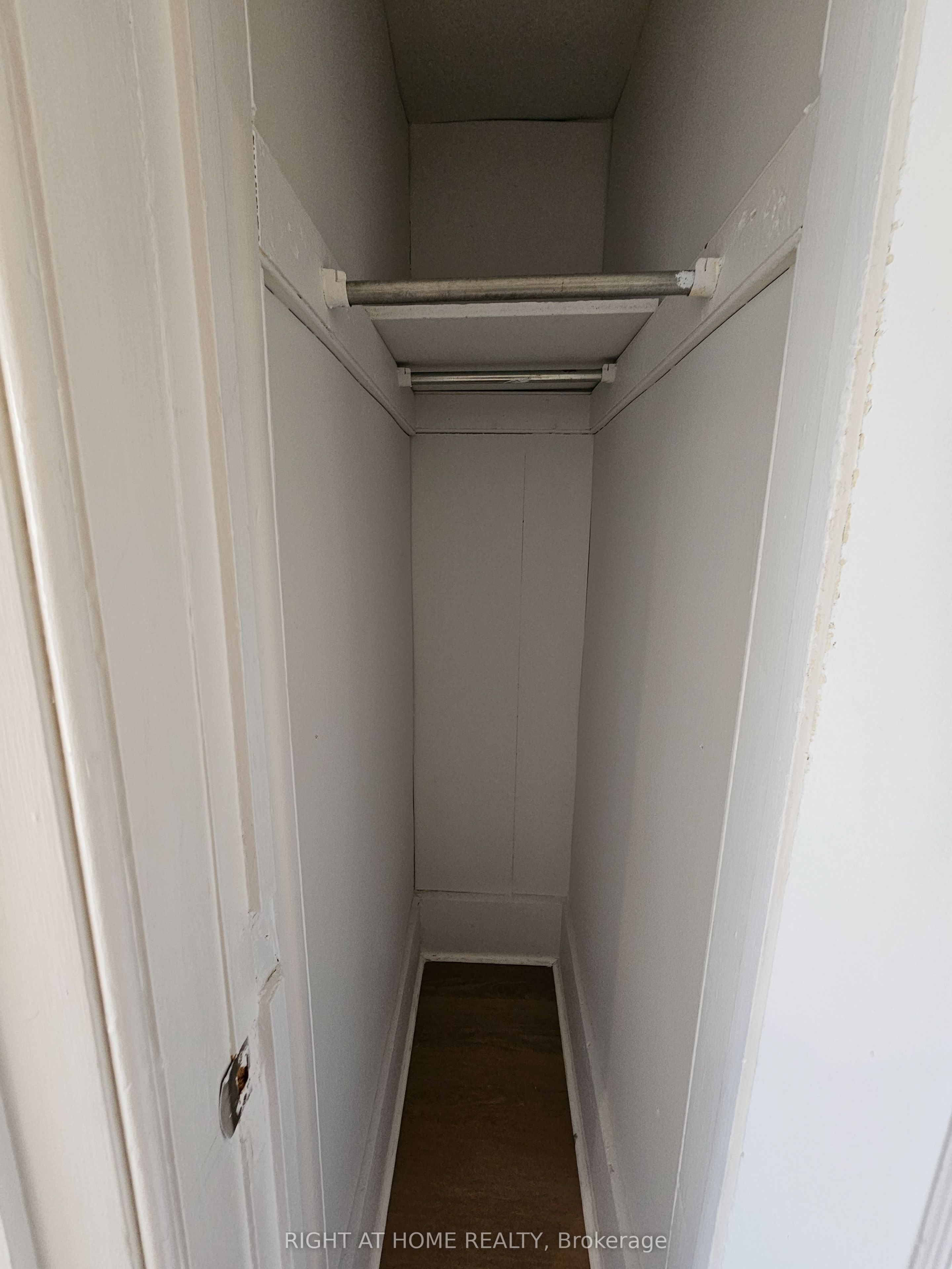 516 Yonge Street 6 Property Photo 16