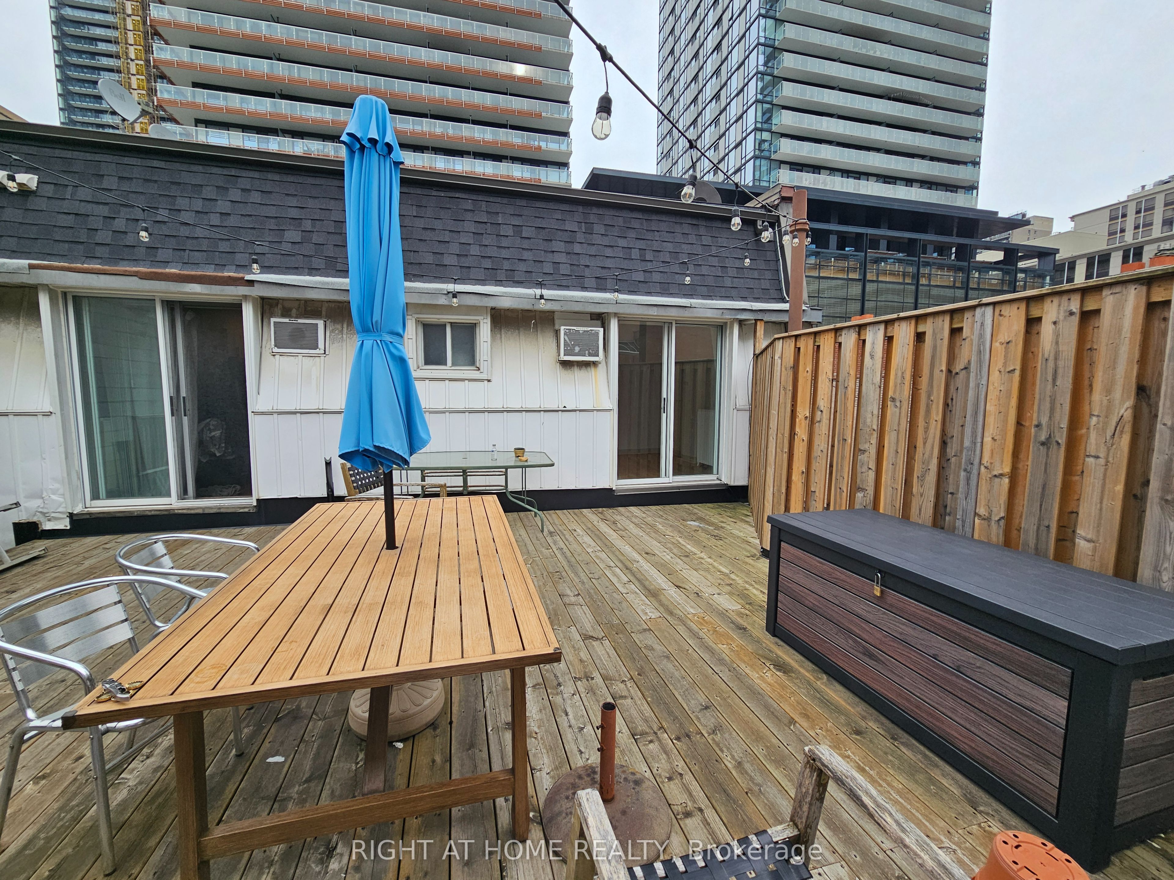 516 Yonge Street 6 Property Photo 26