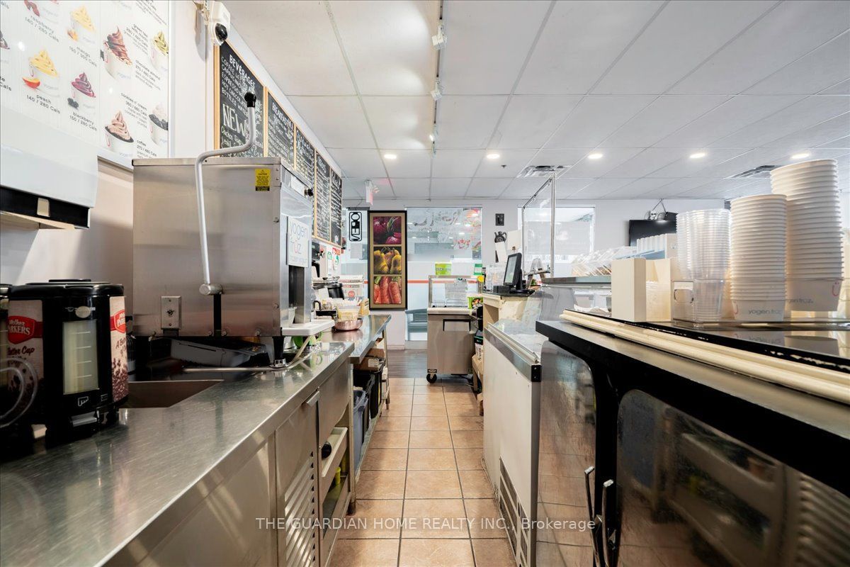18 Wynford Drive 101 Property Photo 25
