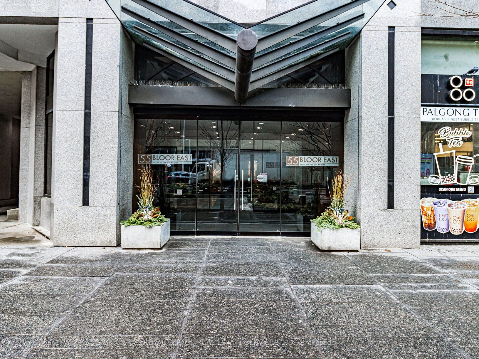 55 Bloor Street E 802