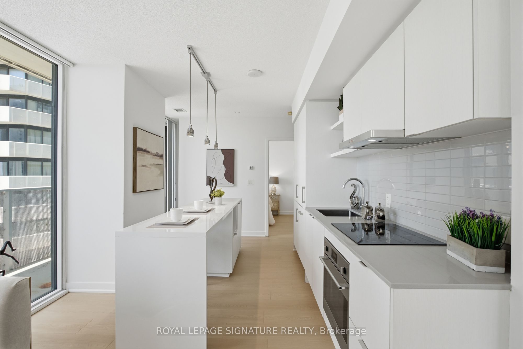 88 Harbour Street 1710 Property Photo 6