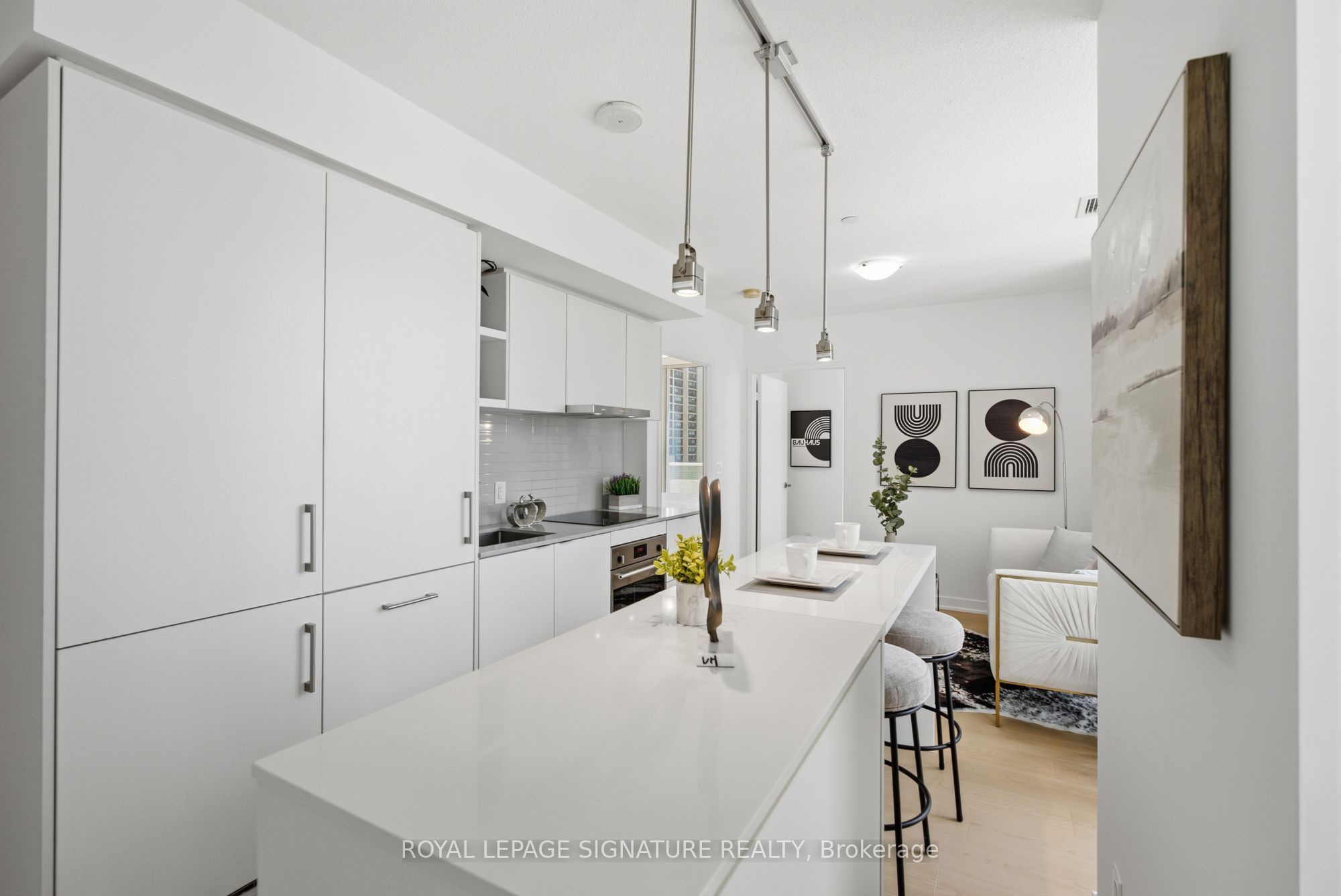 88 Harbour Street 1710 Property Photo 7