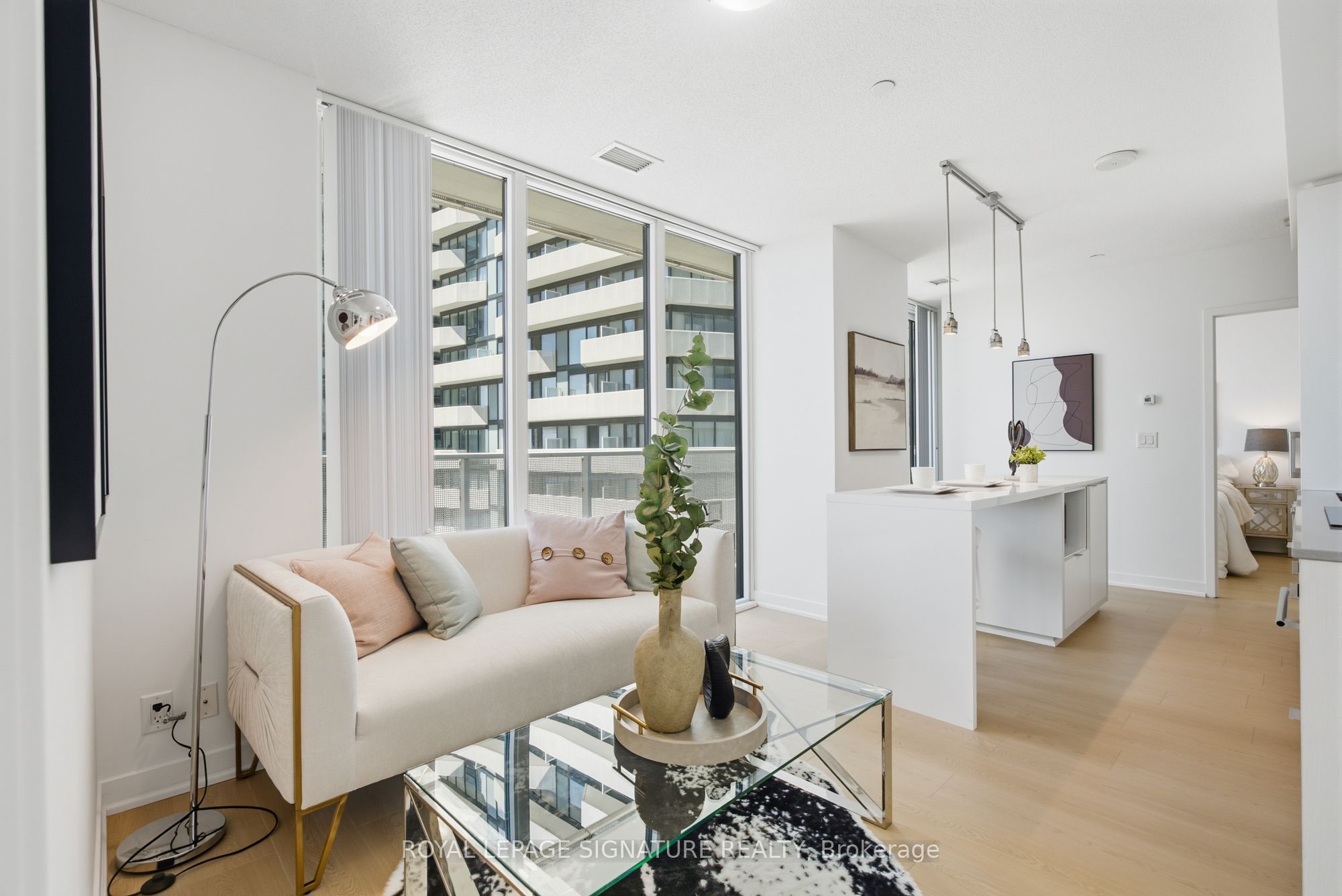 88 Harbour Street 1710 Property Photo 9