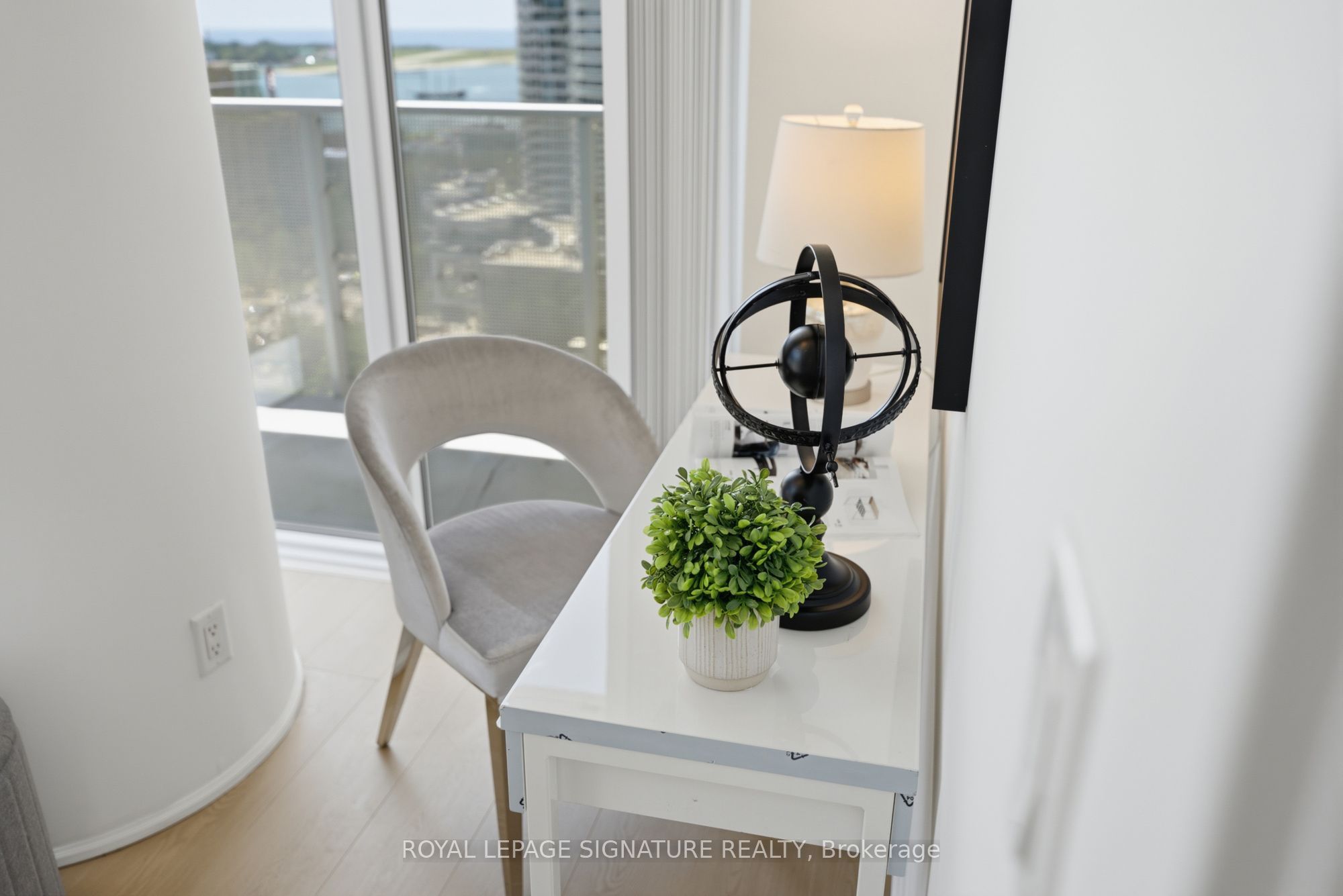 88 Harbour Street 1710 Property Photo 28