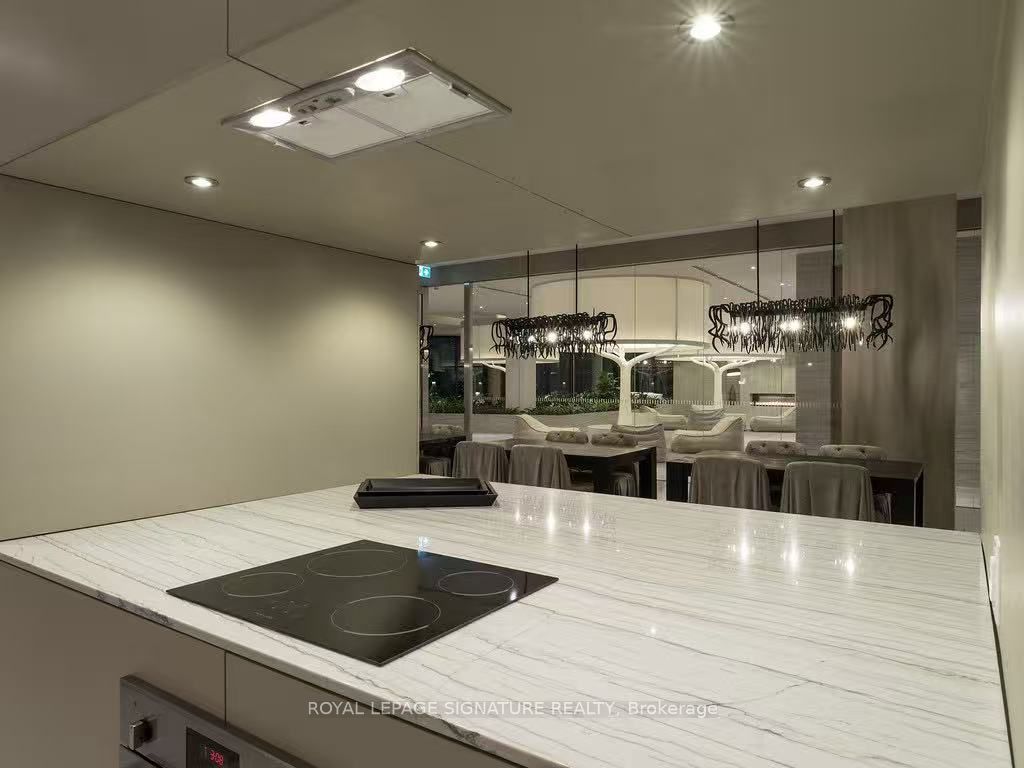 88 Harbour Street 1710 Property Photo 41