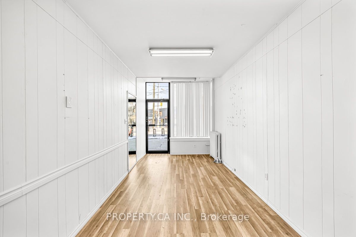 628 Vaughan Road Property Photo 3