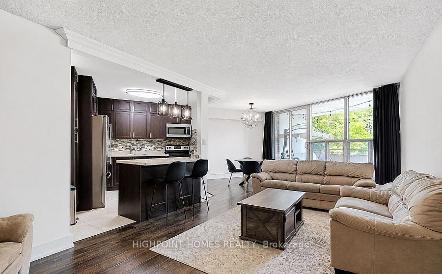 60 Pavane Linkway Way 301 Property Photo 8