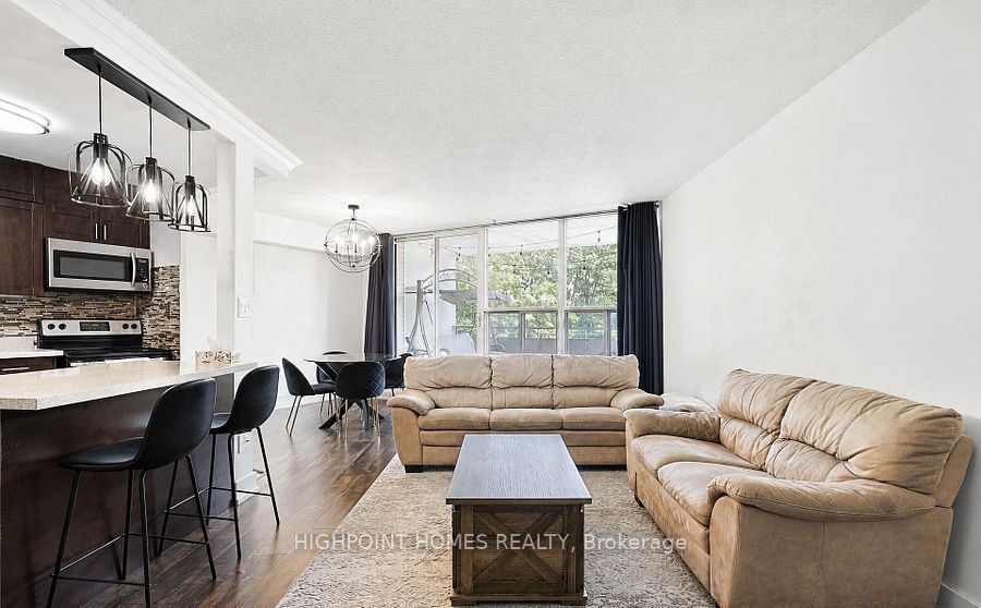 60 Pavane Linkway Way 301 Property Photo 9
