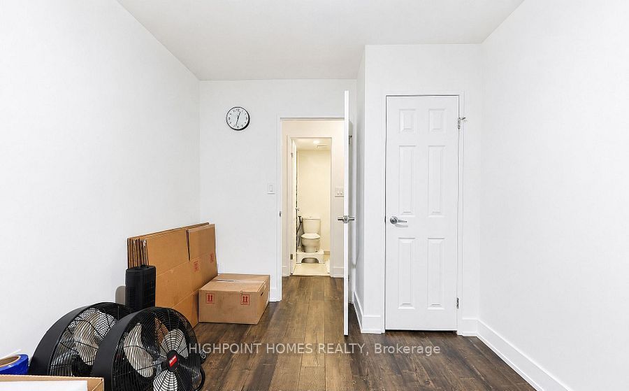 60 Pavane Linkway Way 301 Property Photo 23