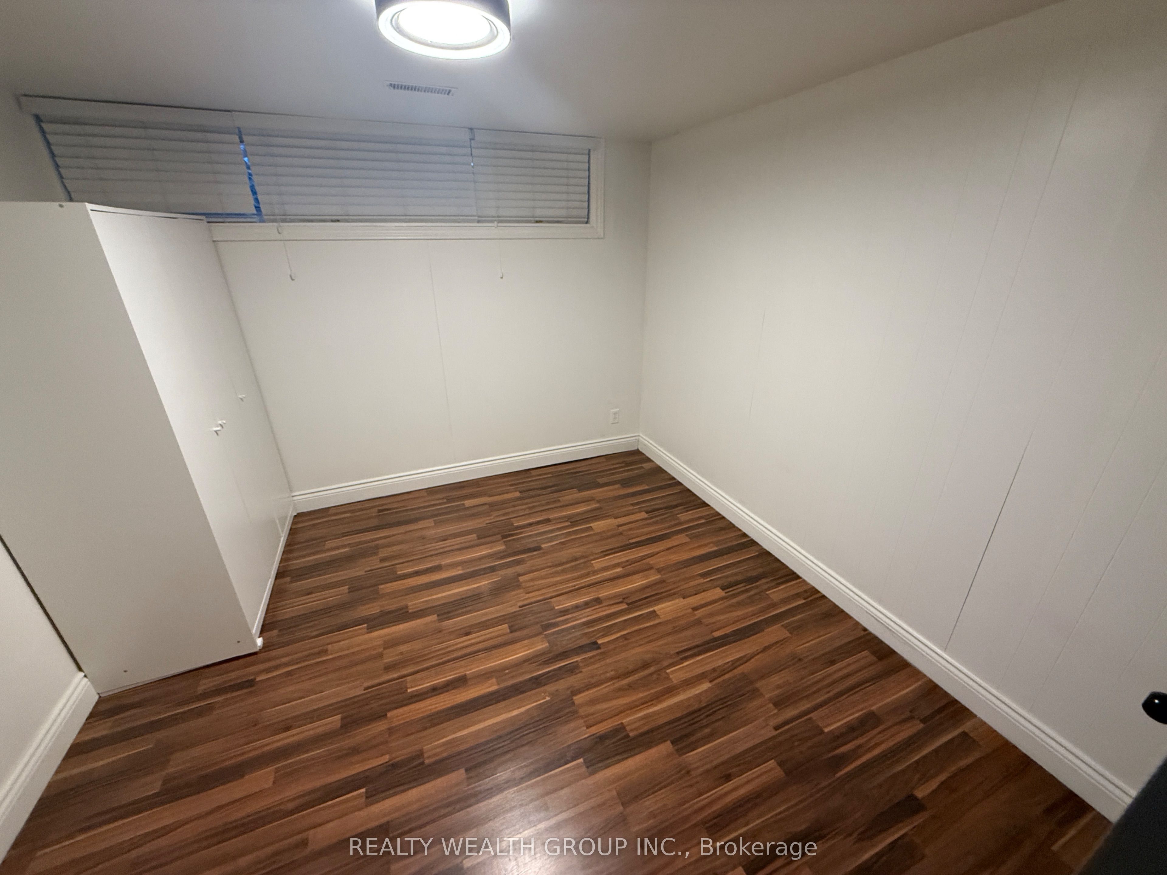 82 Elvaston Drive Bsmt Property Photo 7