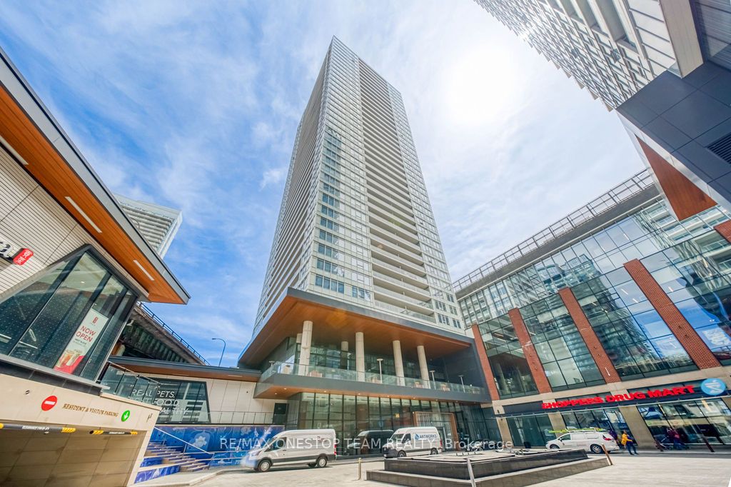 17 Bathurst Street 1510 Property Photo 1