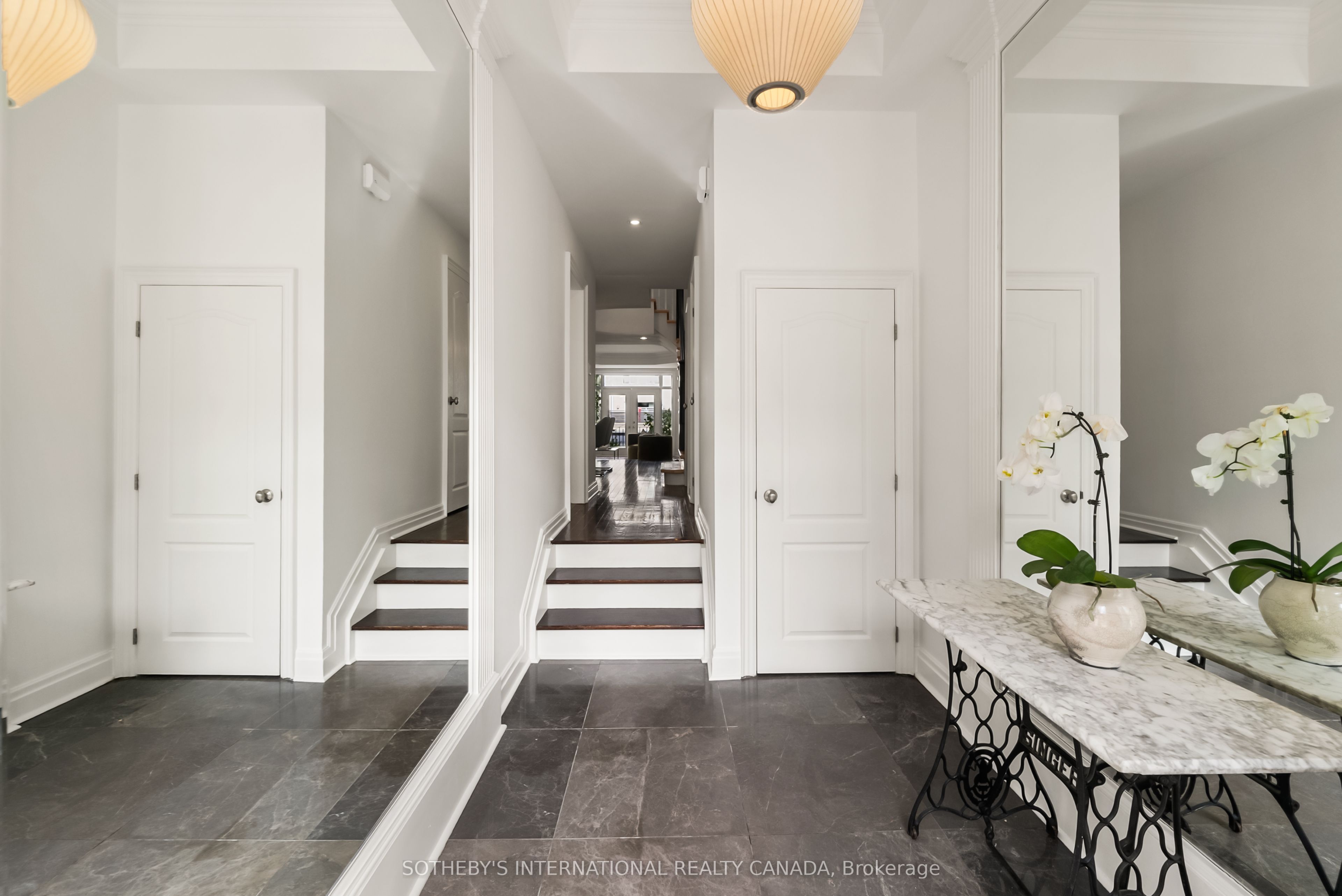 213 Walmer Road Property Photo 4