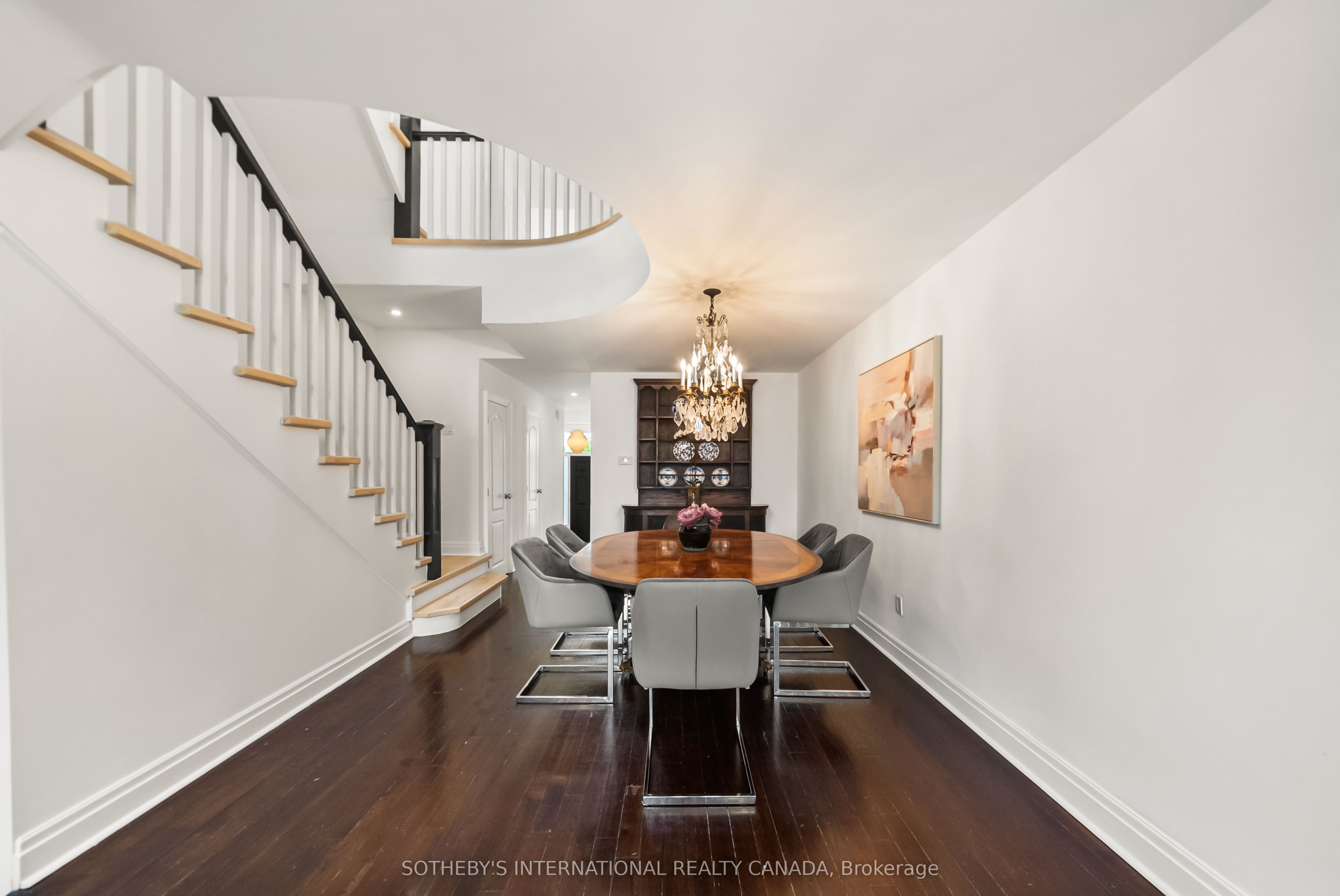 213 Walmer Road Property Photo 7
