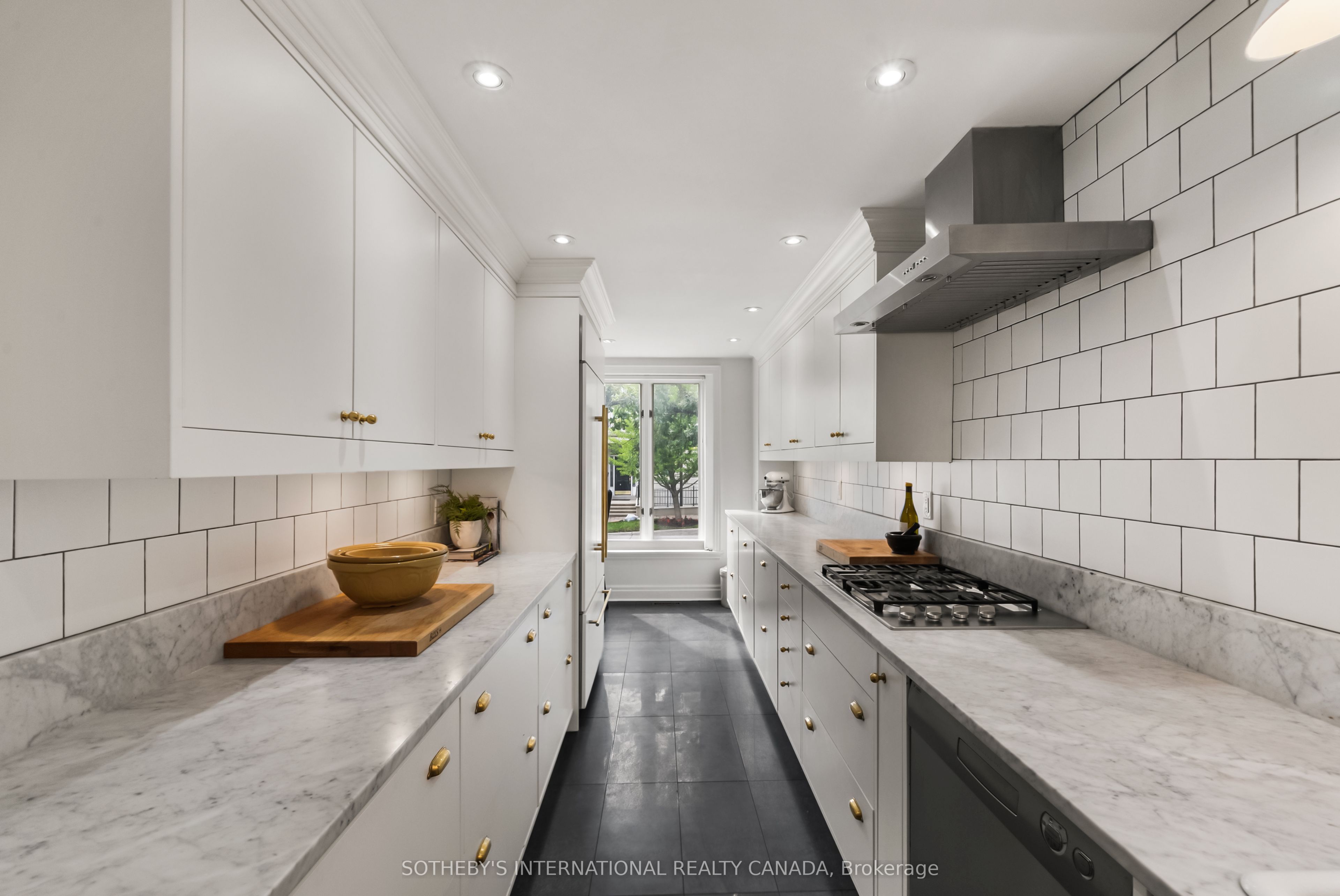 213 Walmer Road Property Photo 15