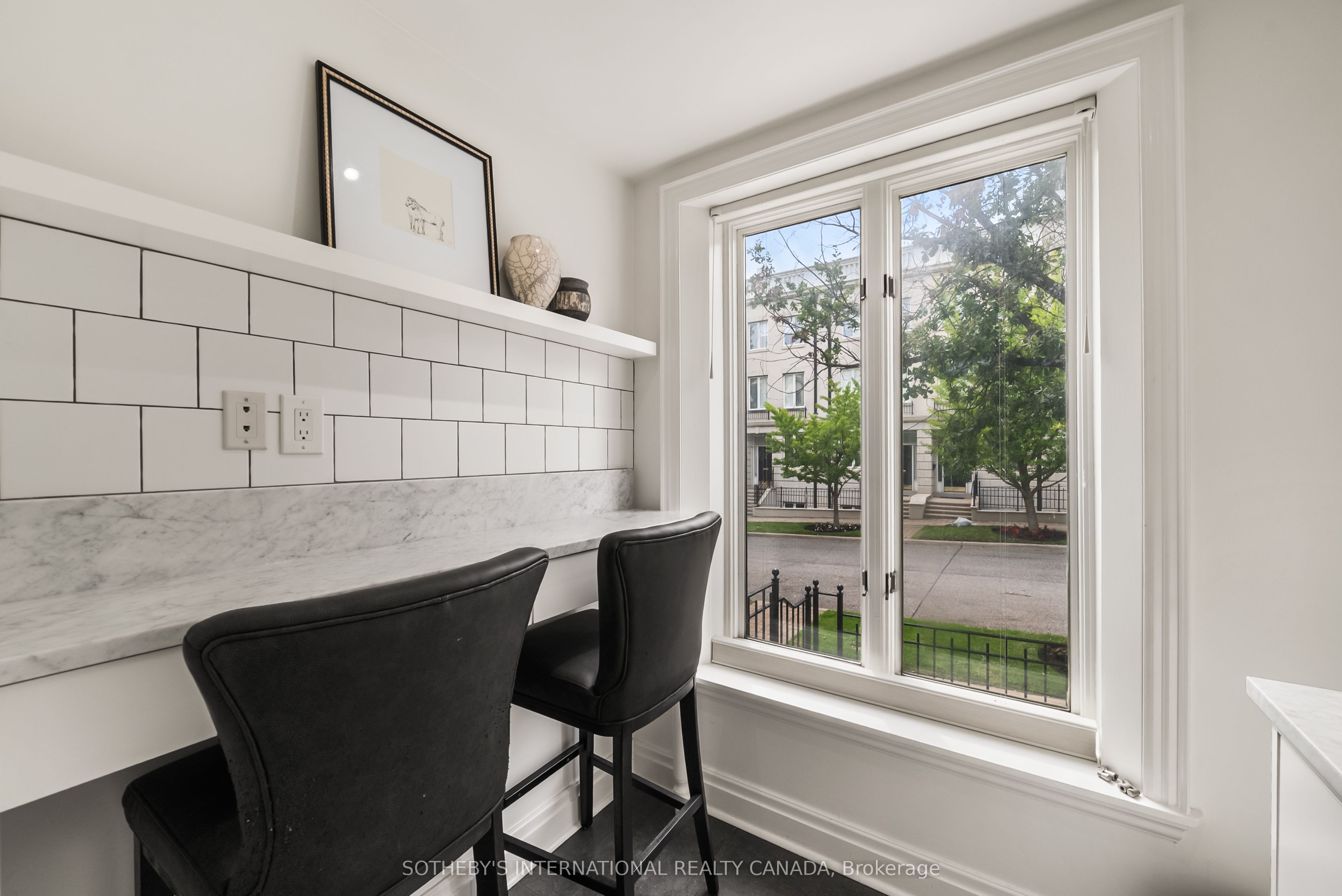 213 Walmer Road Property Photo 16