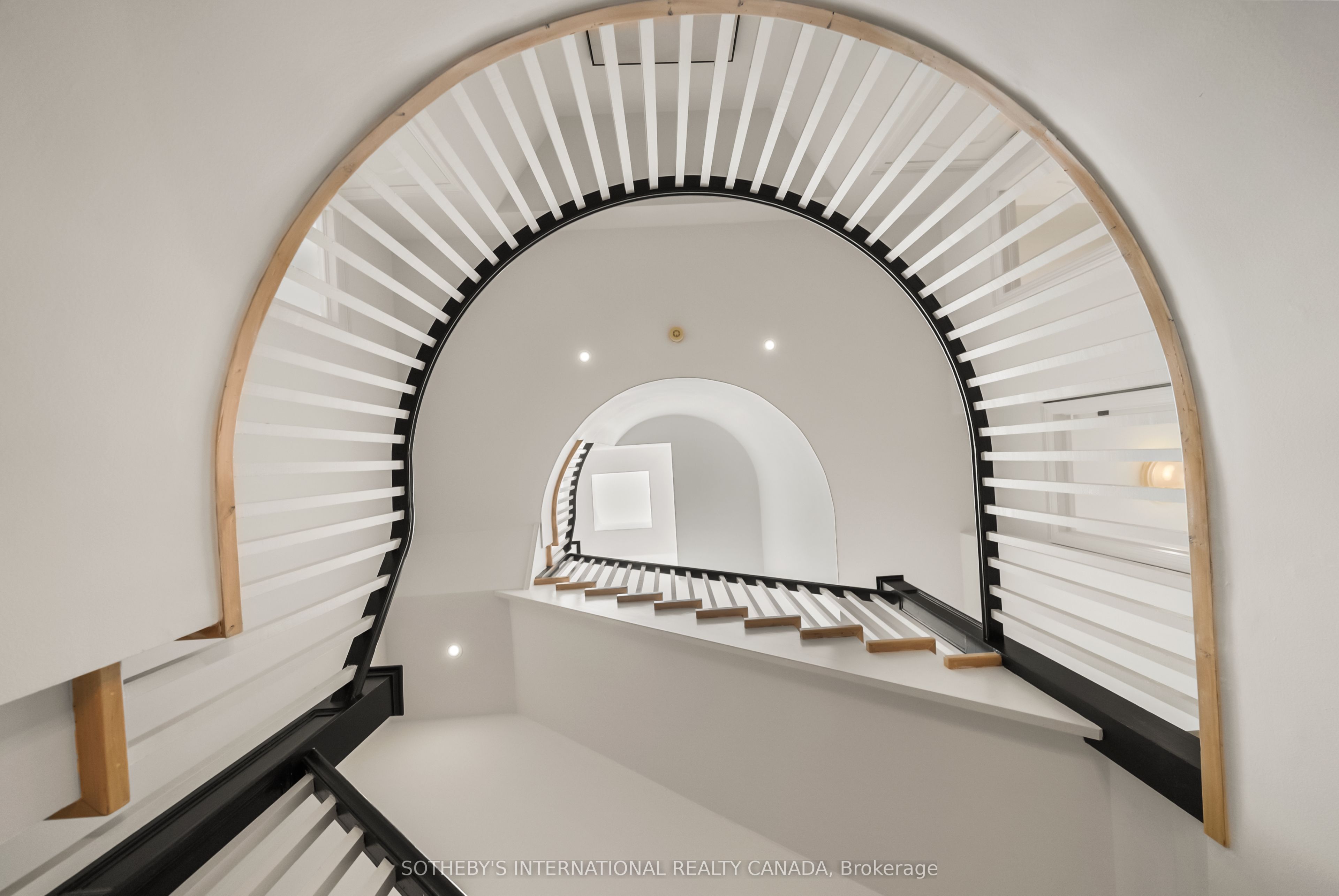 213 Walmer Road Property Photo 19