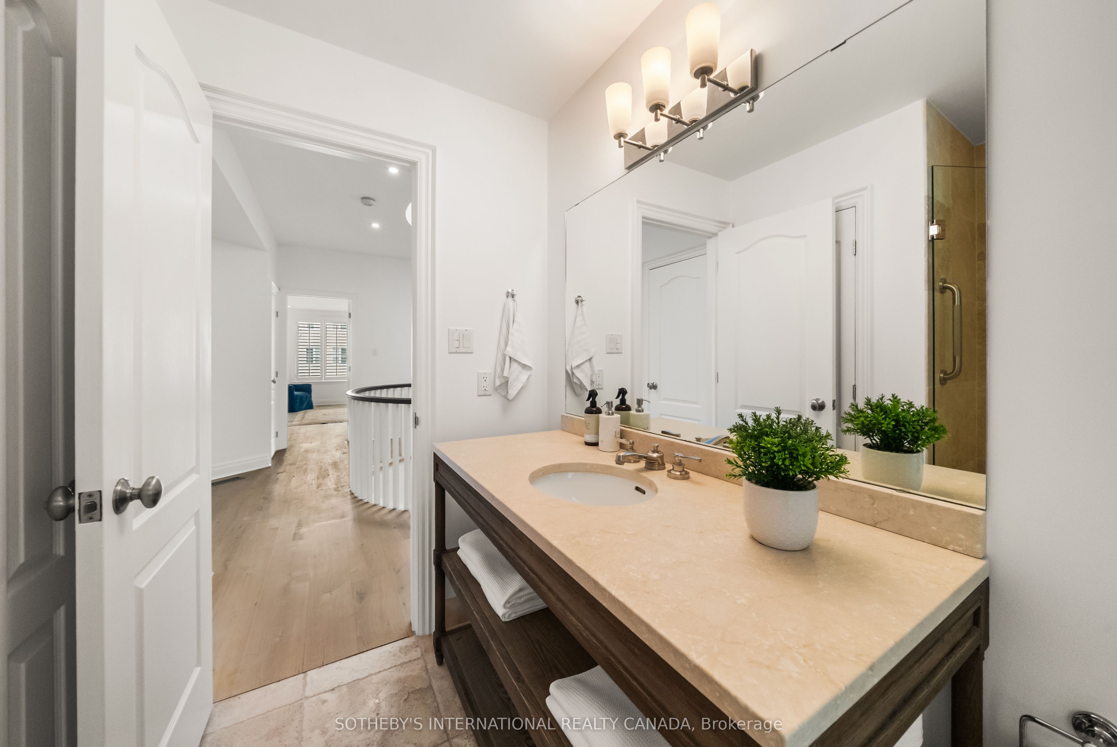 213 Walmer Road Property Photo 24