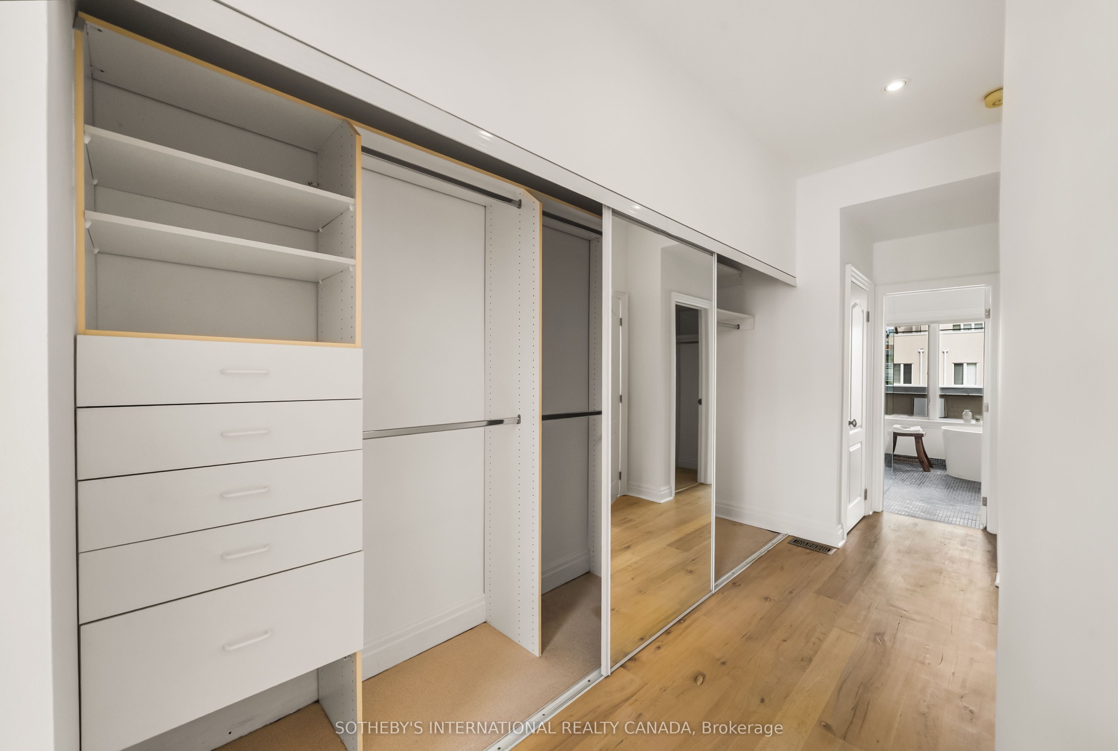 213 Walmer Road Property Photo 31