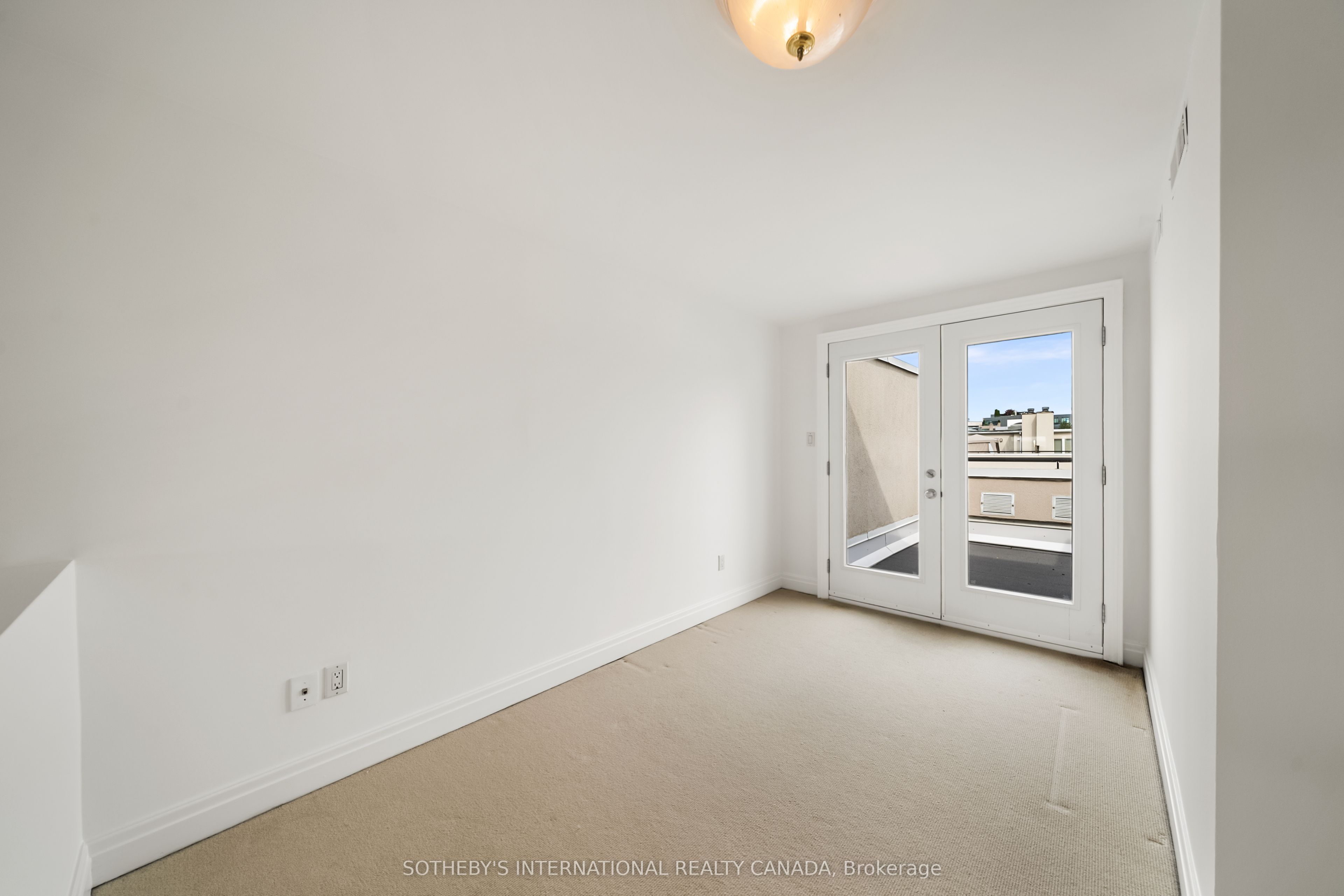 213 Walmer Road Property Photo 38