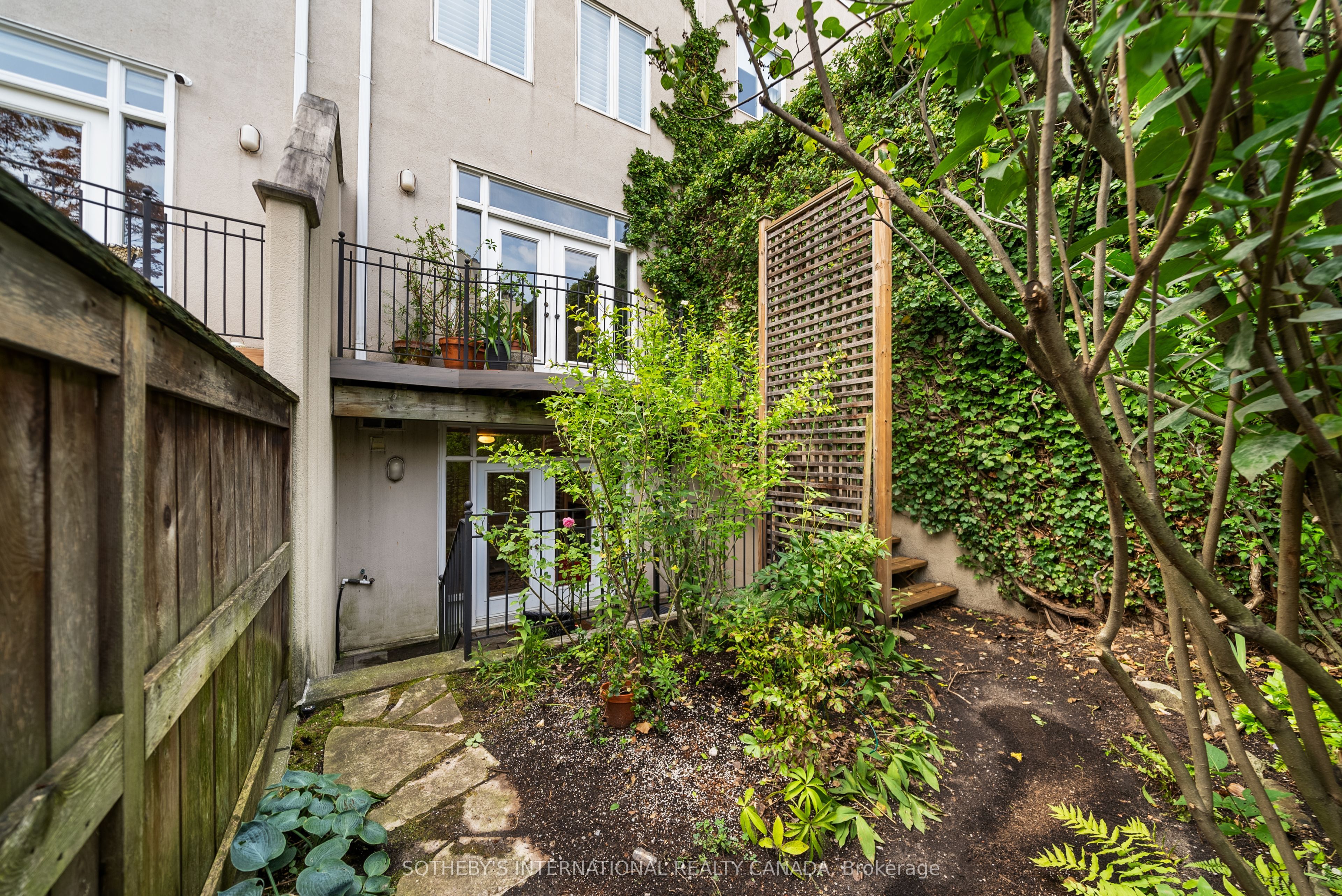 213 Walmer Road Property Photo 47