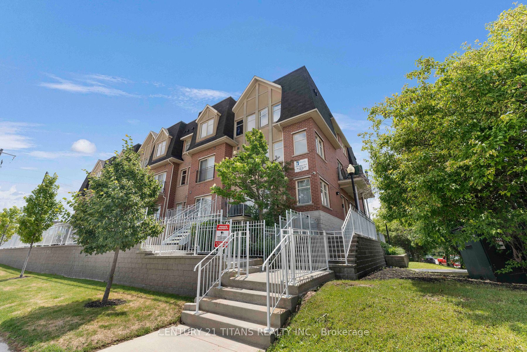 1837 Eglinton Avenue E 222