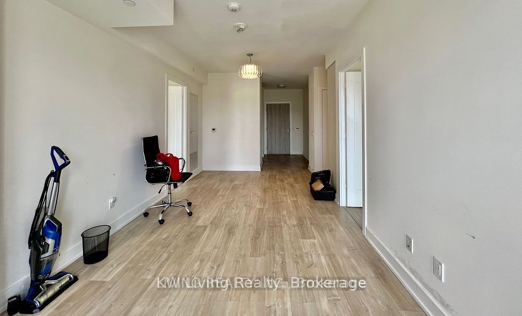 80 Vanauley Street 302 Property Photo 3
