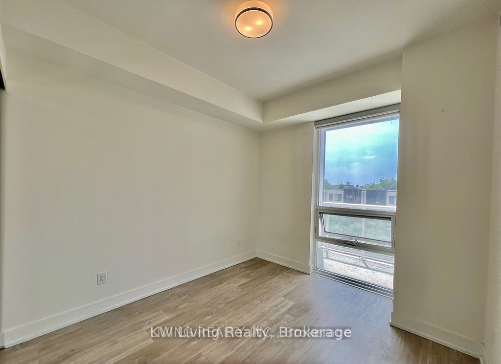 80 Vanauley Street 302 Property Photo 5