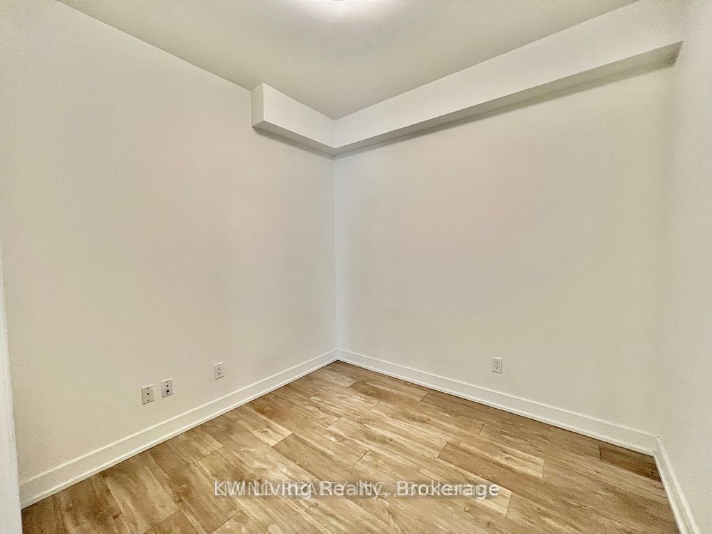 80 Vanauley Street 302 Property Photo 10