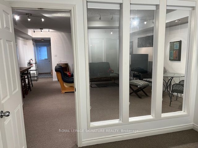 208 Carlton Street Lower Property Photo 24