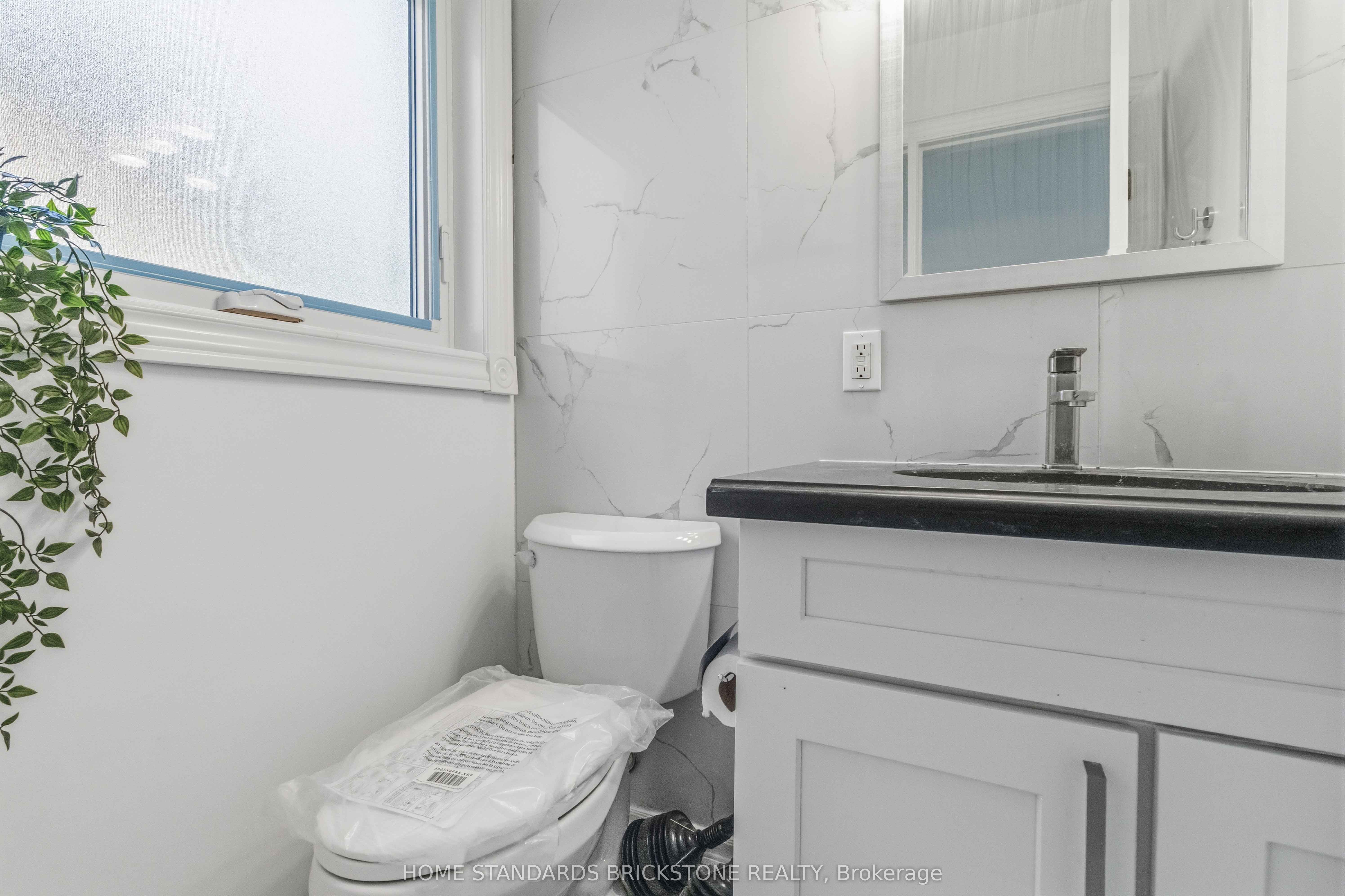 220 Torresdale Avenue Main Property Photo 10