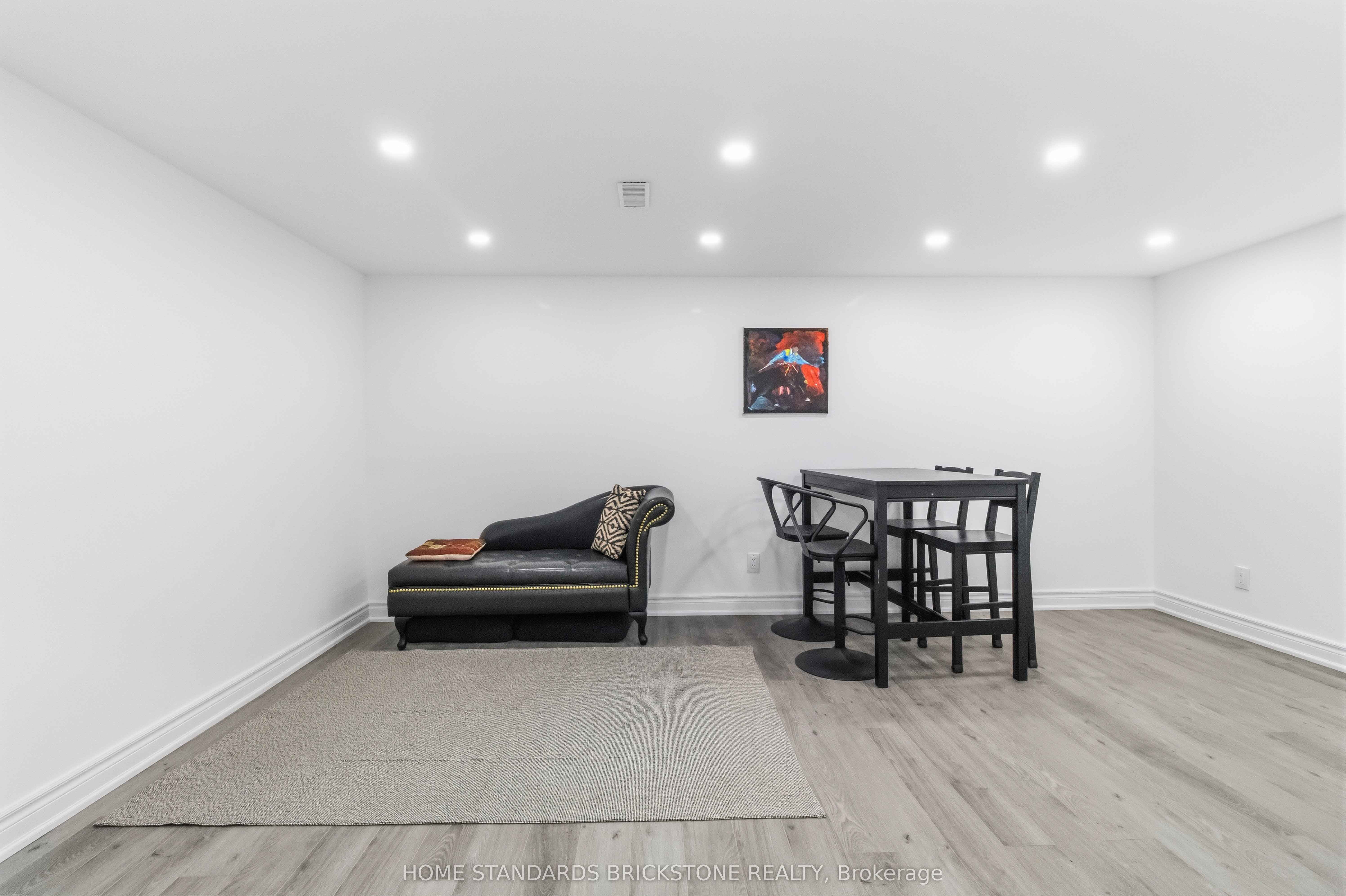 220 Torresdale Avenue Main Property Photo 23