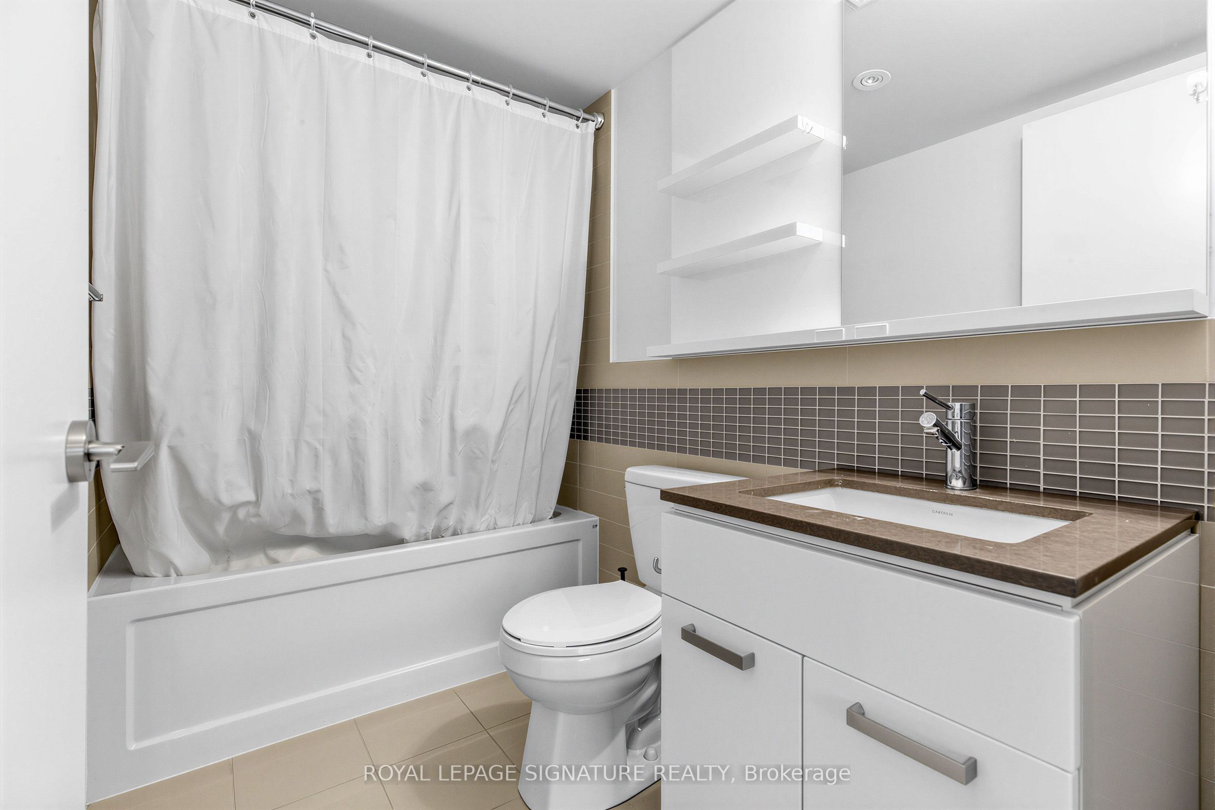 295 Adelaide Street W 414 Property Photo 15