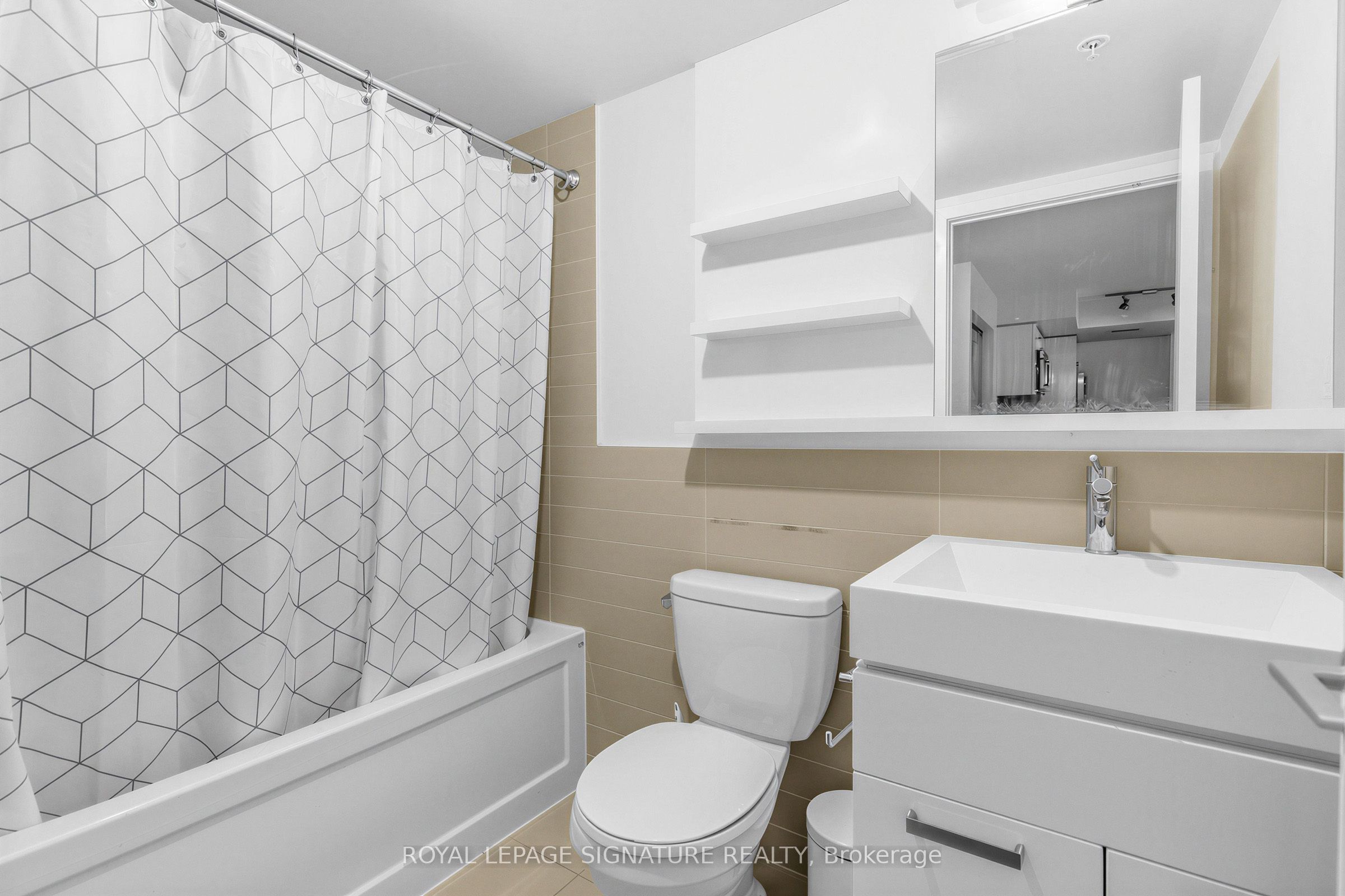 295 Adelaide Street W 414 Property Photo 17