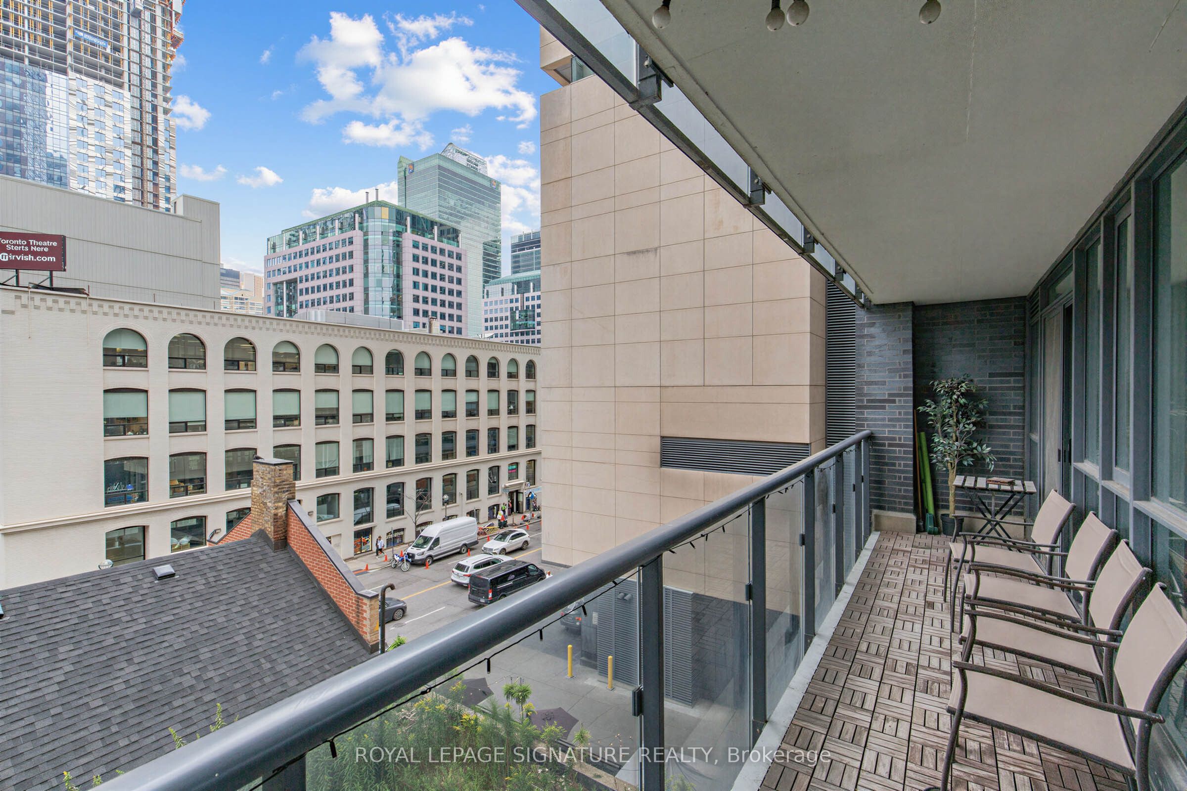 295 Adelaide Street W 414 Property Photo 19