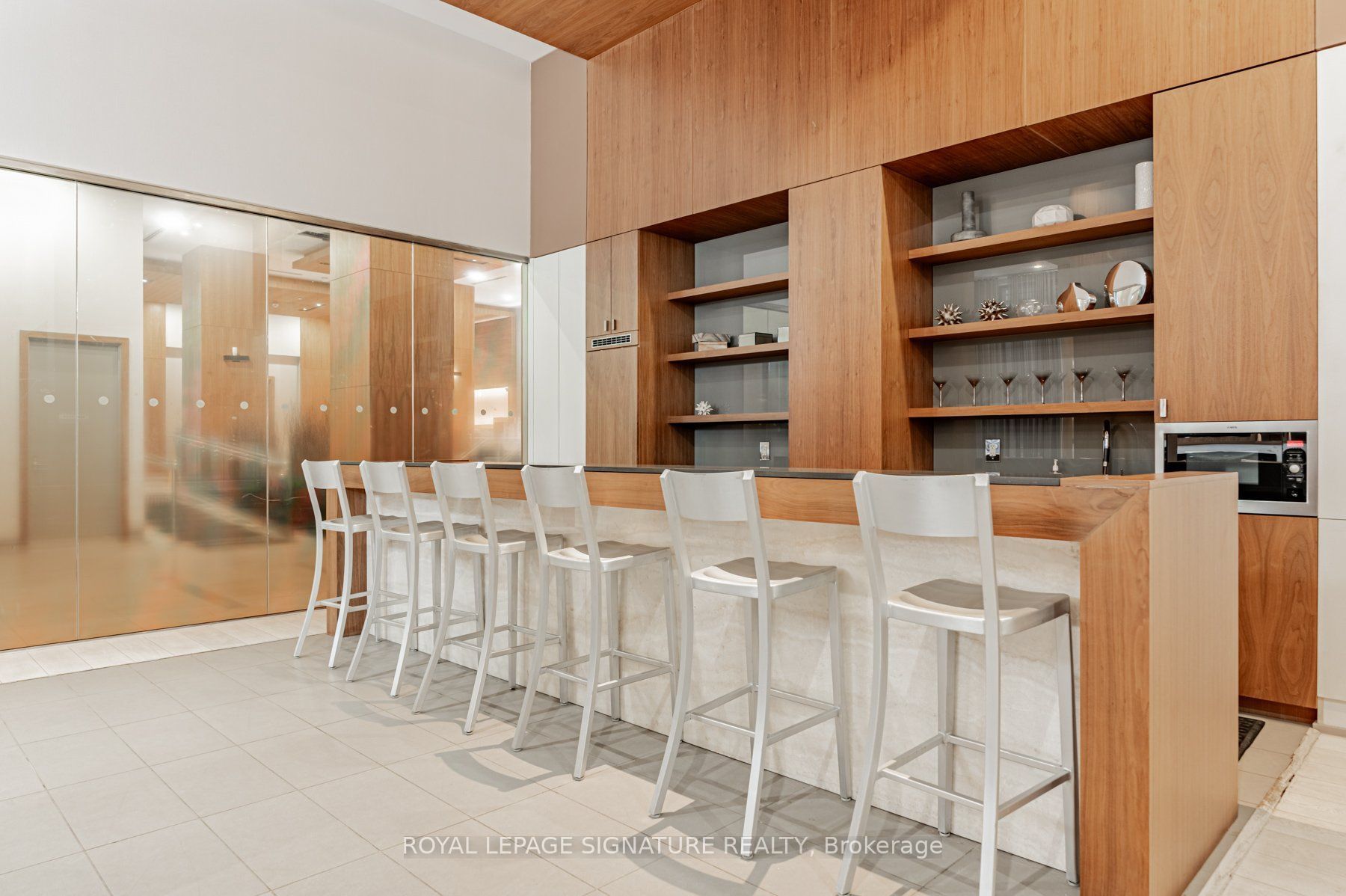295 Adelaide Street W 414 Property Photo 24