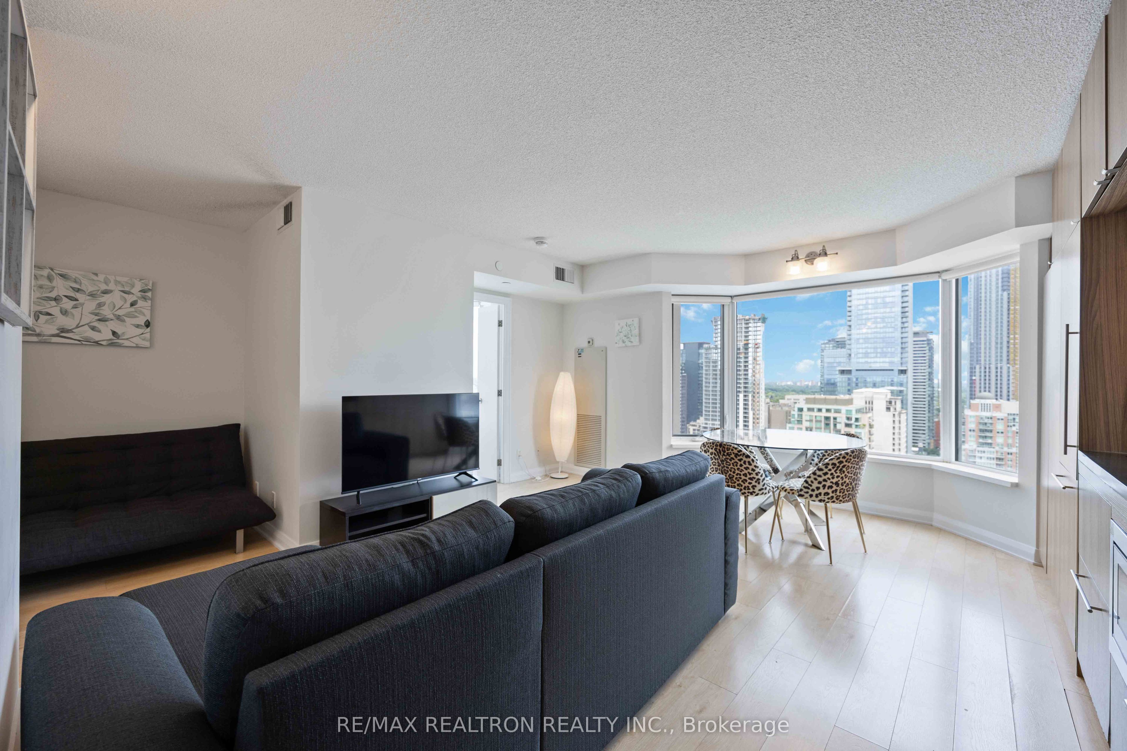 155 Yorkville Avenue 2604 Property Photo 1