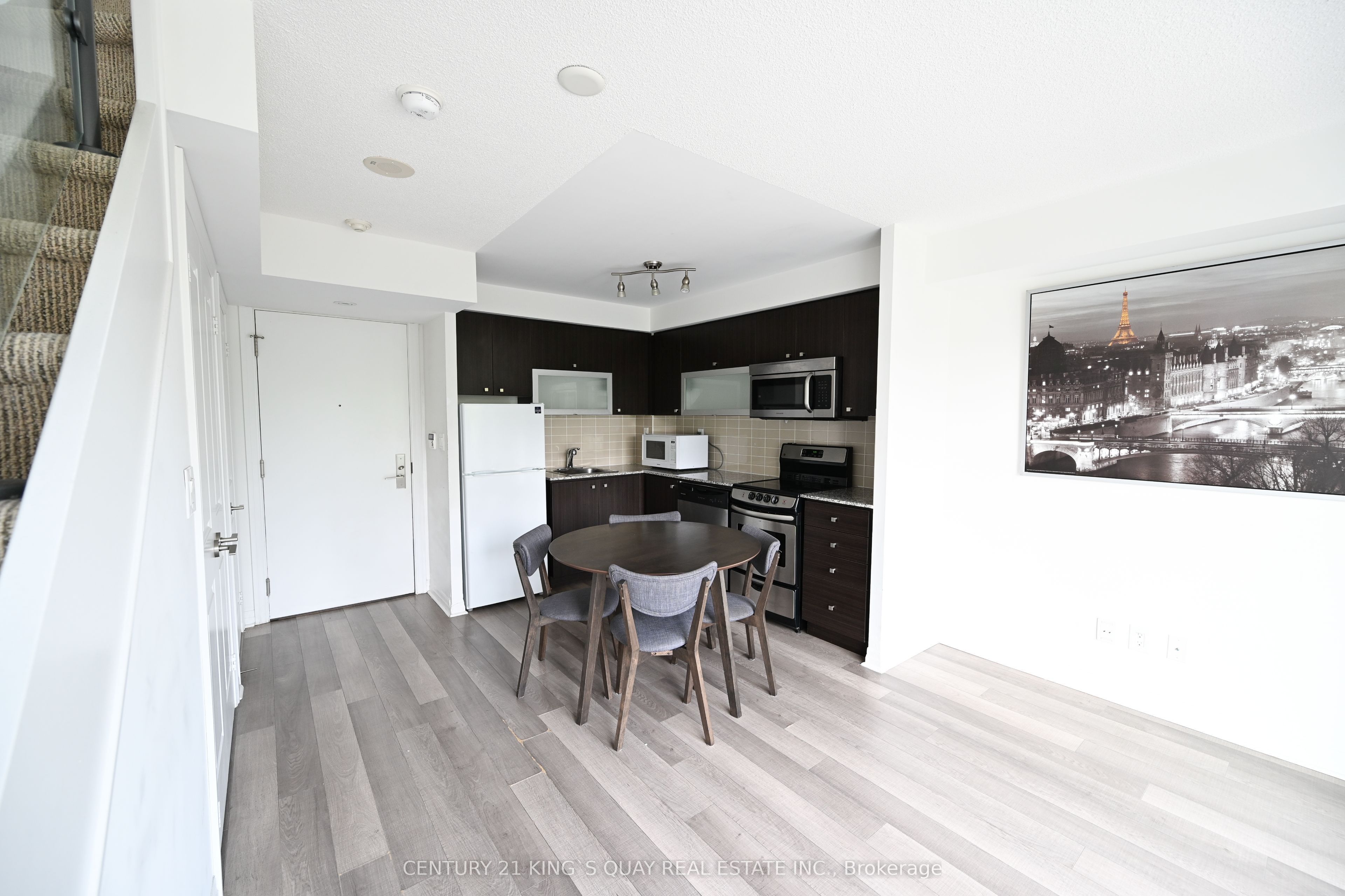 2015 Sheppard Avenue E 312 Property Photo 6