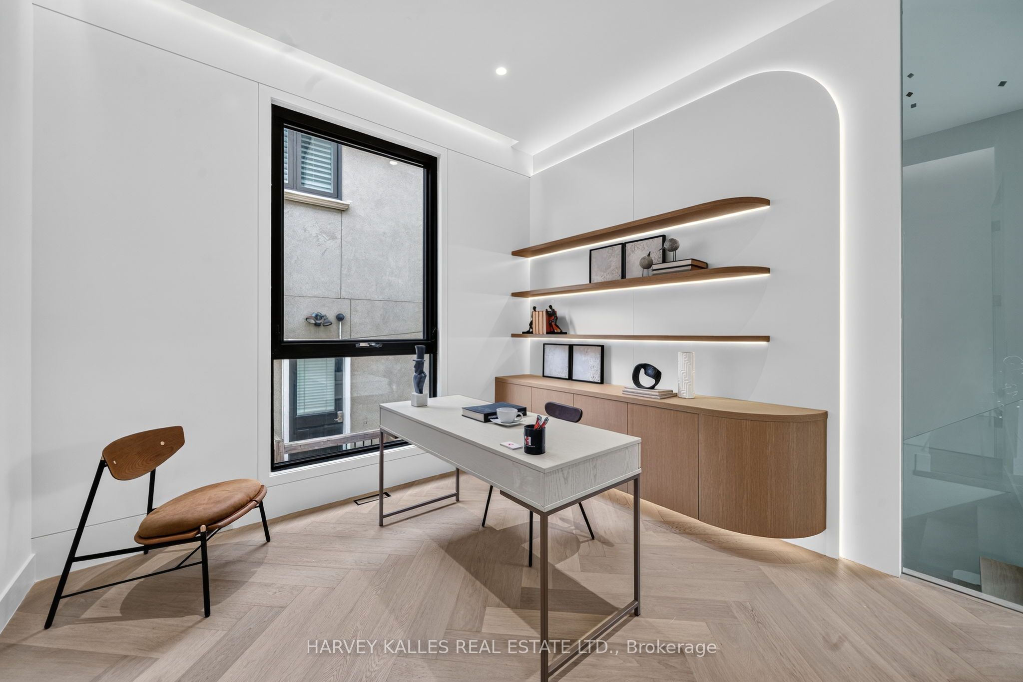 451 Cranbrooke Avenue Property Photo 6
