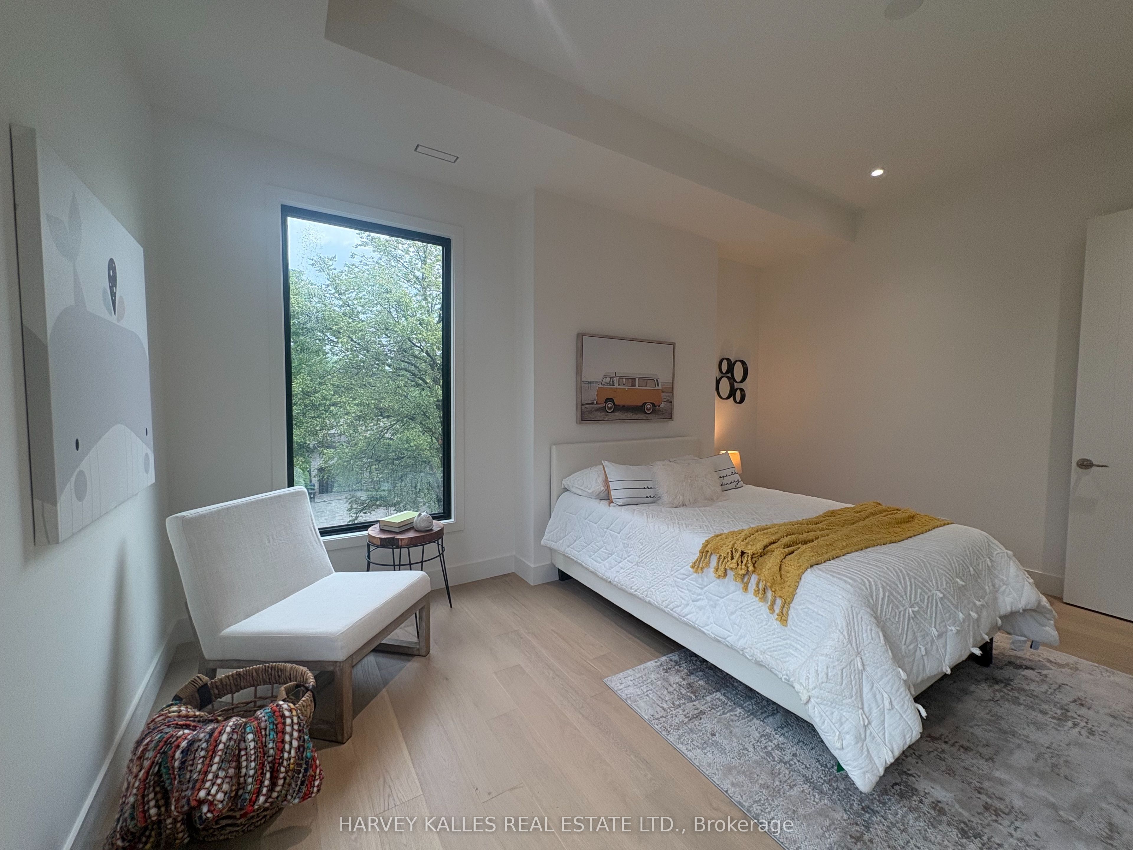 451 Cranbrooke Avenue Property Photo 20