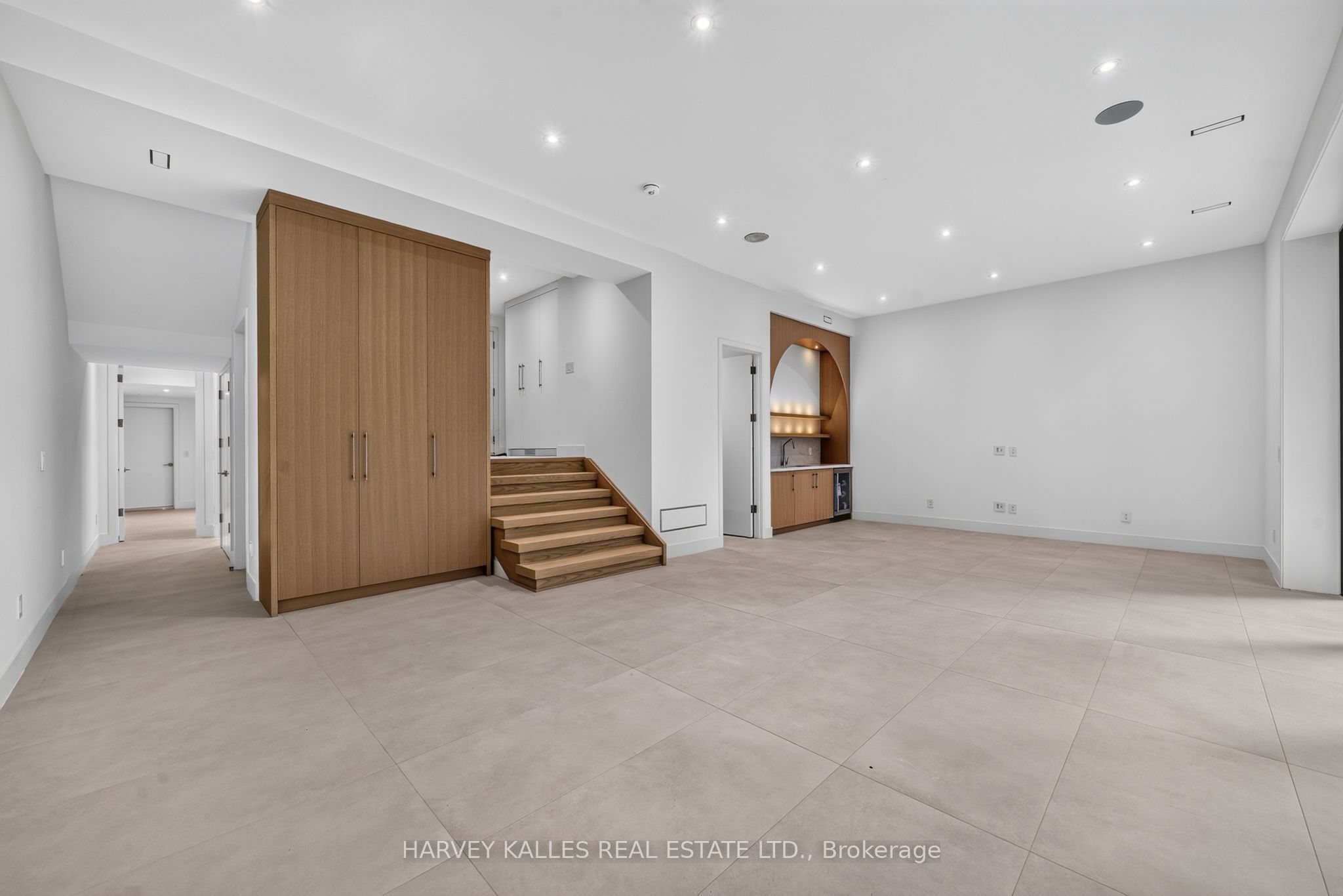 451 Cranbrooke Avenue Property Photo 23