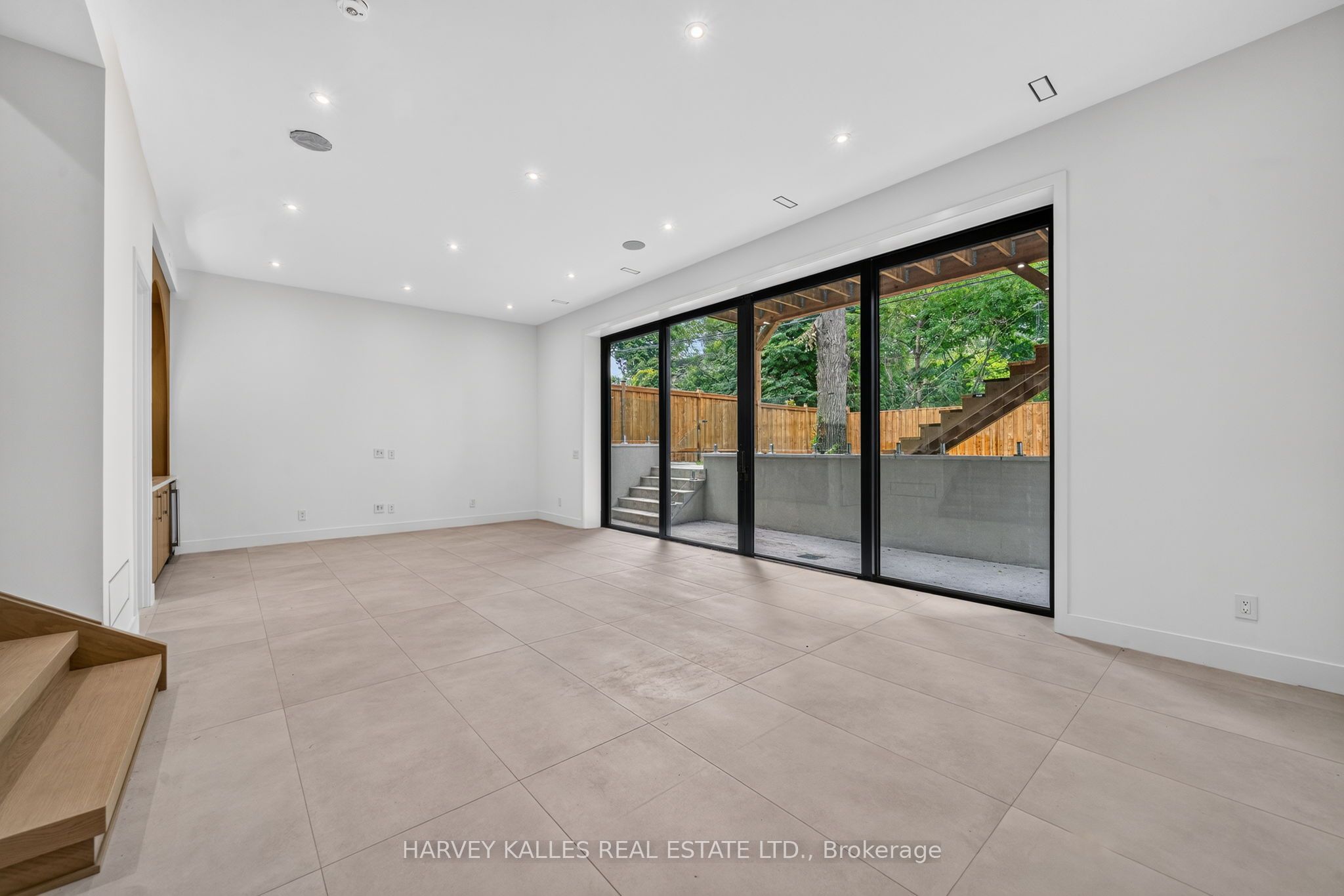 451 Cranbrooke Avenue Property Photo 24