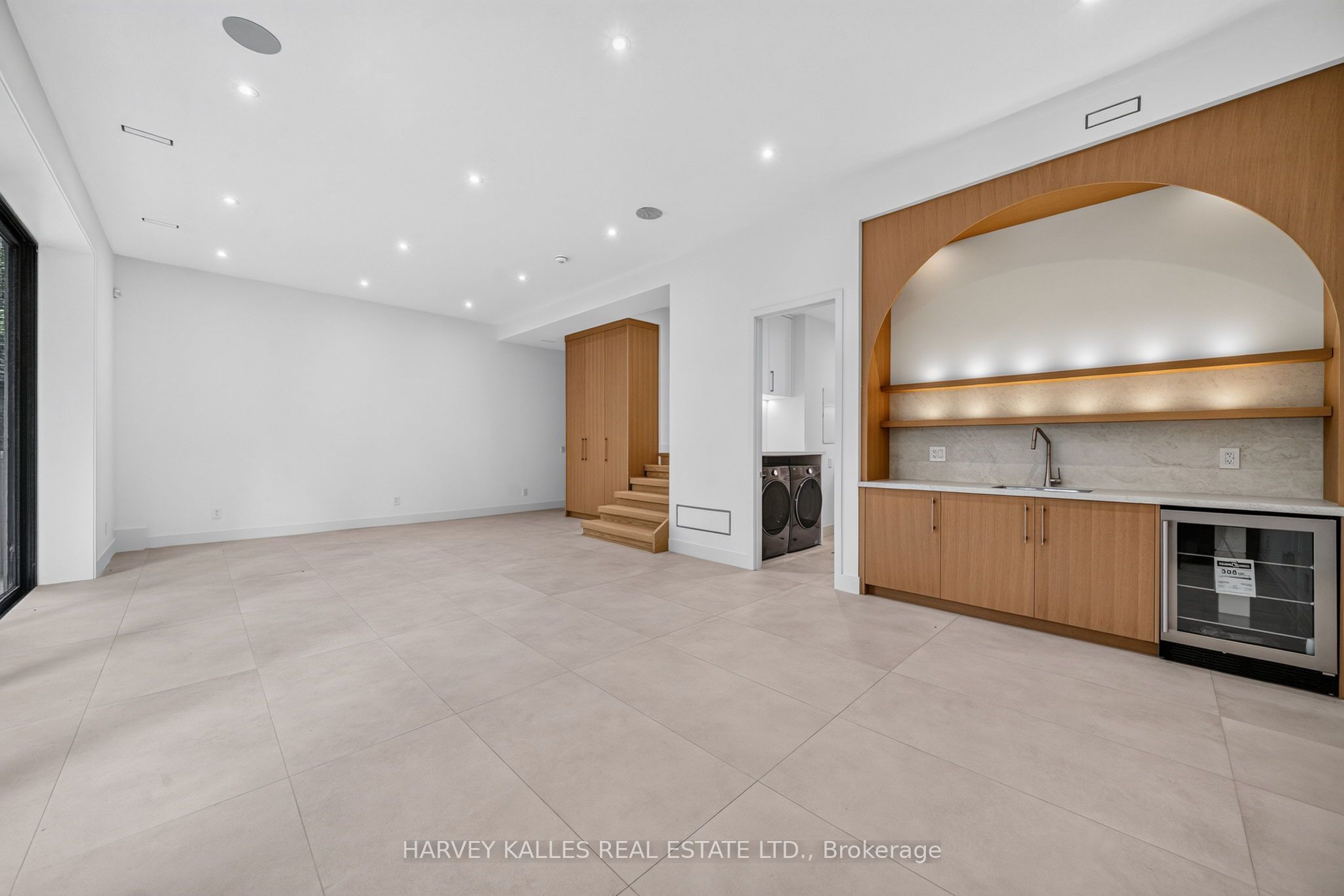 451 Cranbrooke Avenue Property Photo 25