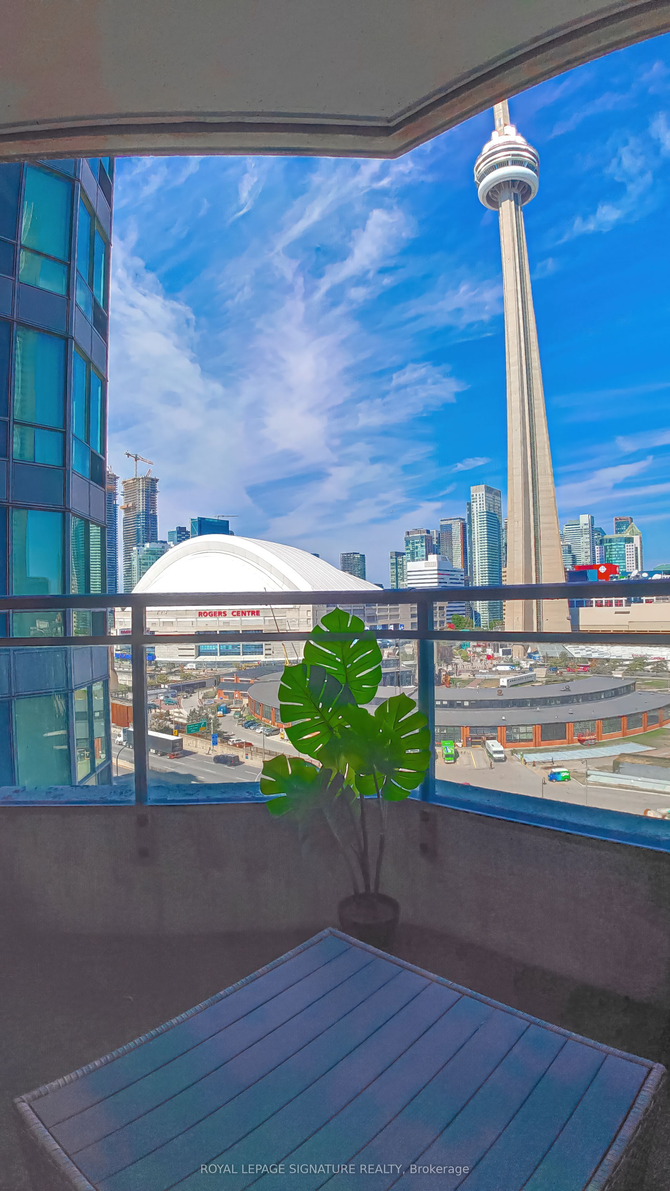 230 Queens Quay W 1726 Property Photo 13